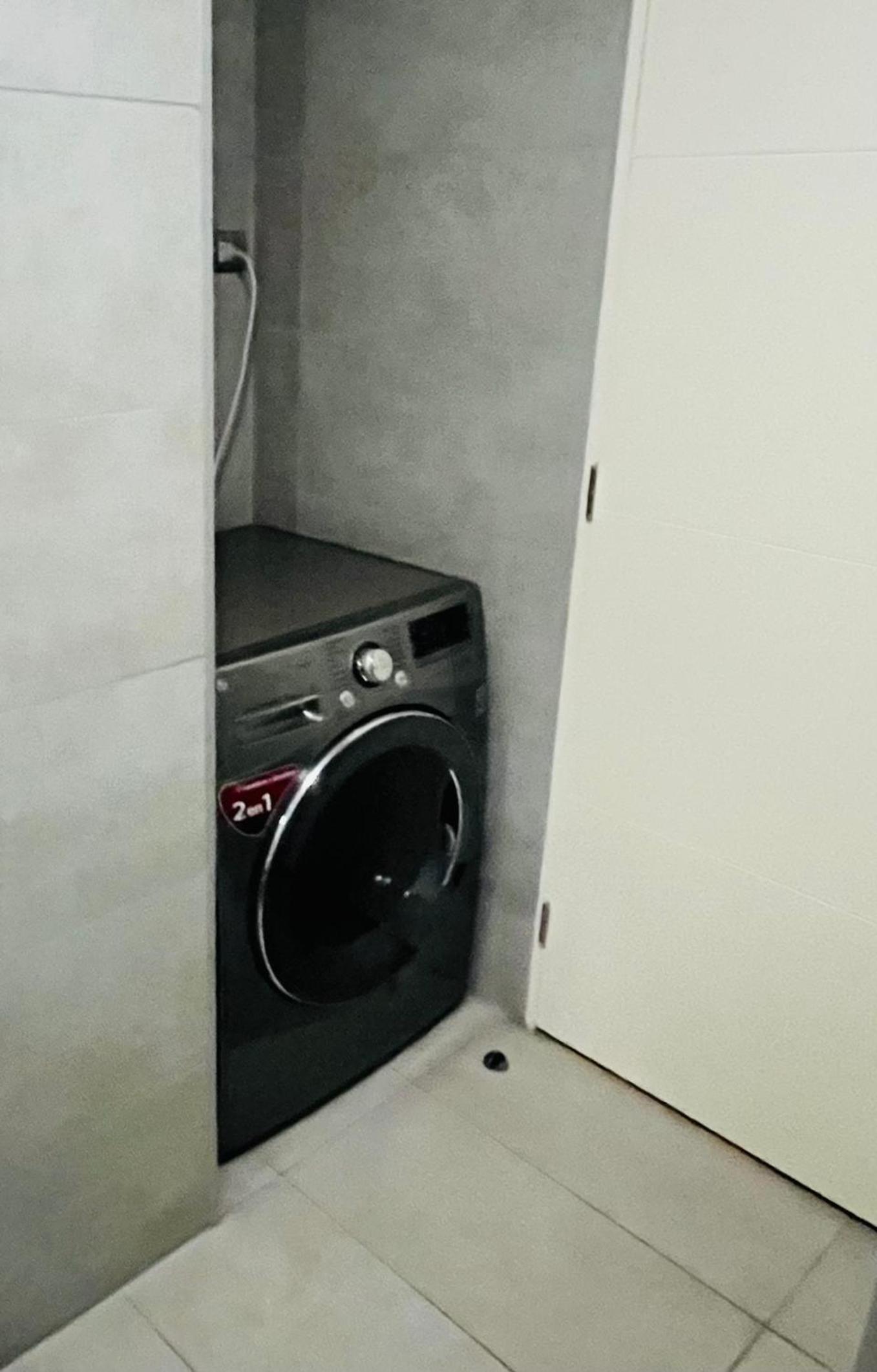 Exclusivo Departamento Equipado Estacionamiento Privado 2D-2B con Excelente ubicación en Los Ángeles