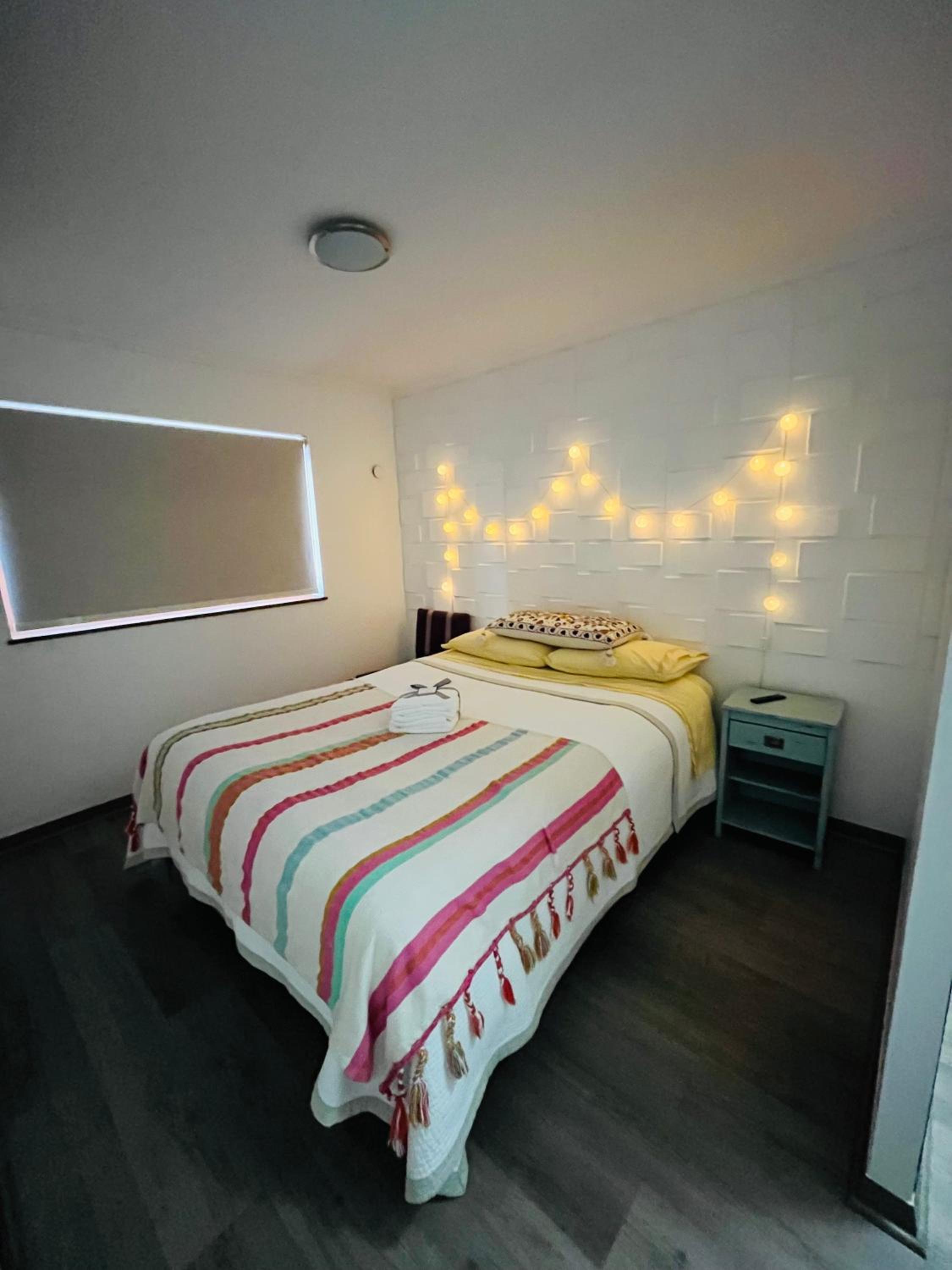 Exclusivo Departamento Equipado Estacionamiento Privado 2D-2B con Excelente ubicación en Los Ángeles
