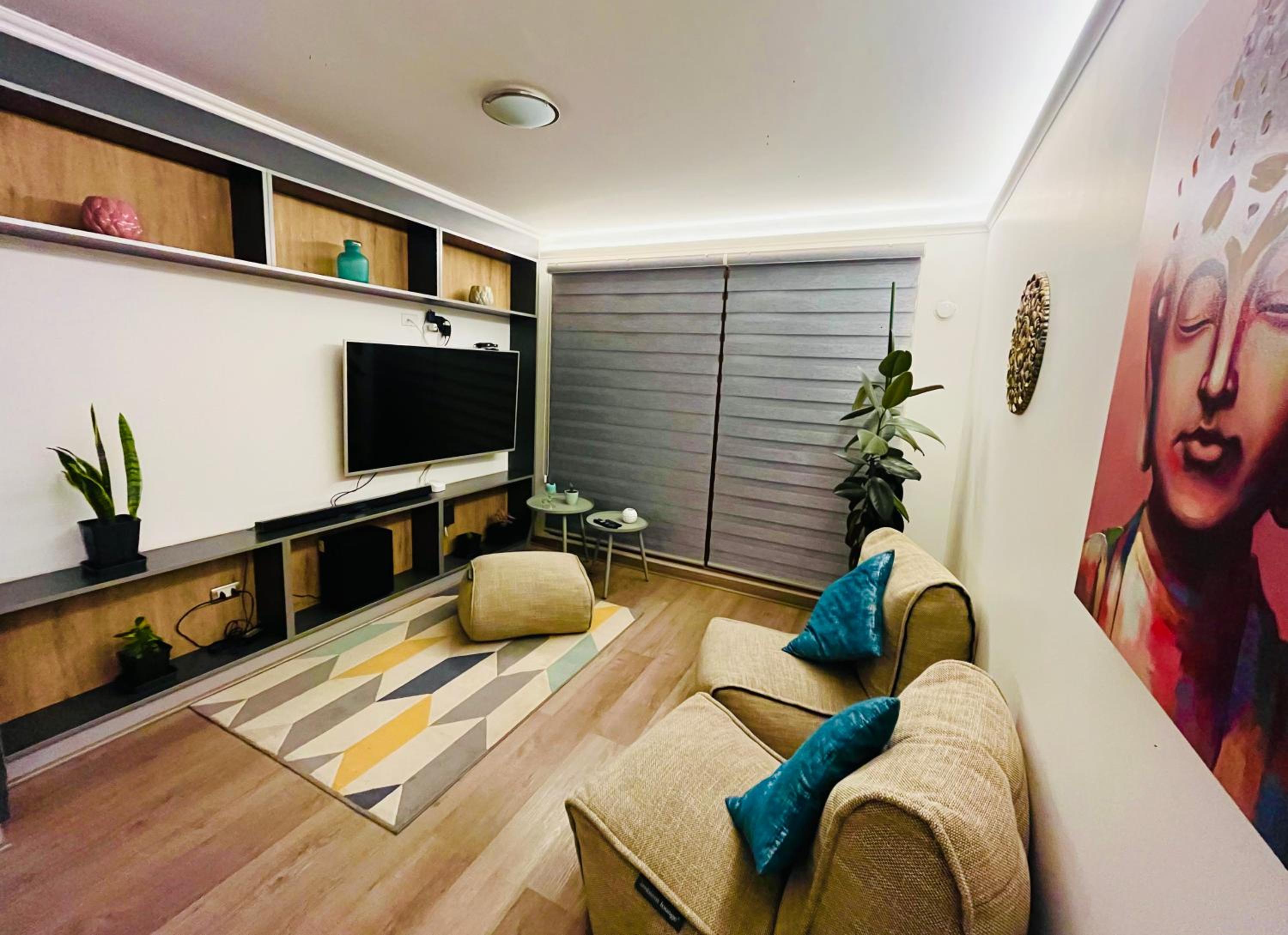 Exclusivo Departamento Equipado Estacionamiento Privado 2D-2B con Excelente ubicación en Los Ángeles