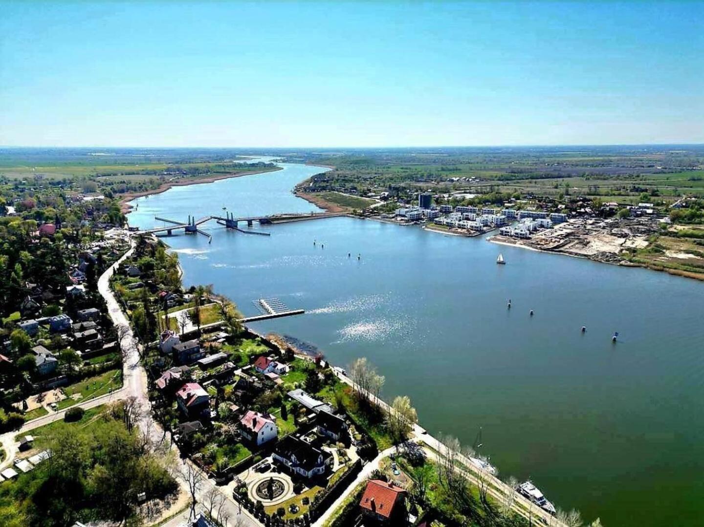 Batic Line - SUNNY PLACE - FUNNY PLACE, apartament ze słonecznym ogródkiem na Wyspie Sobieszewskiej