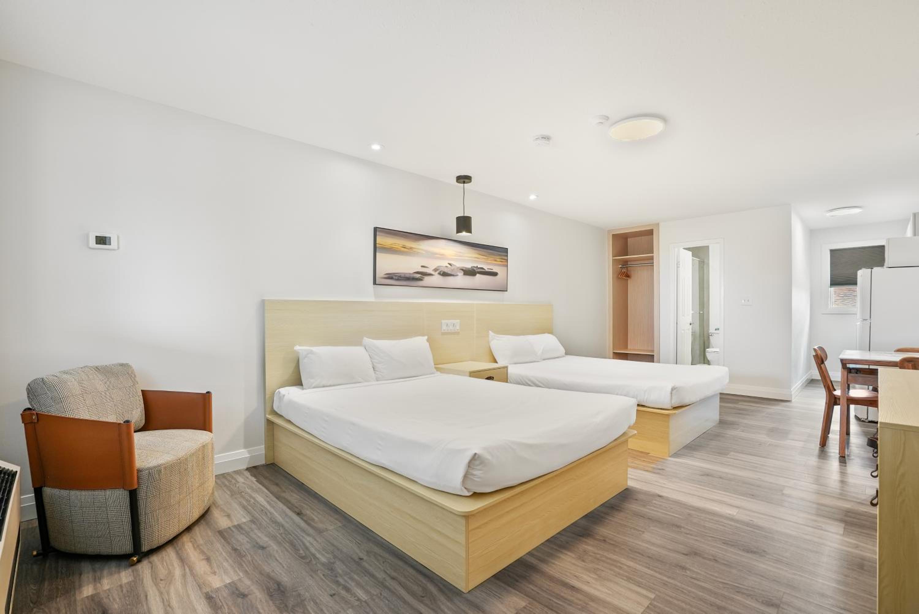 Saga Resort
