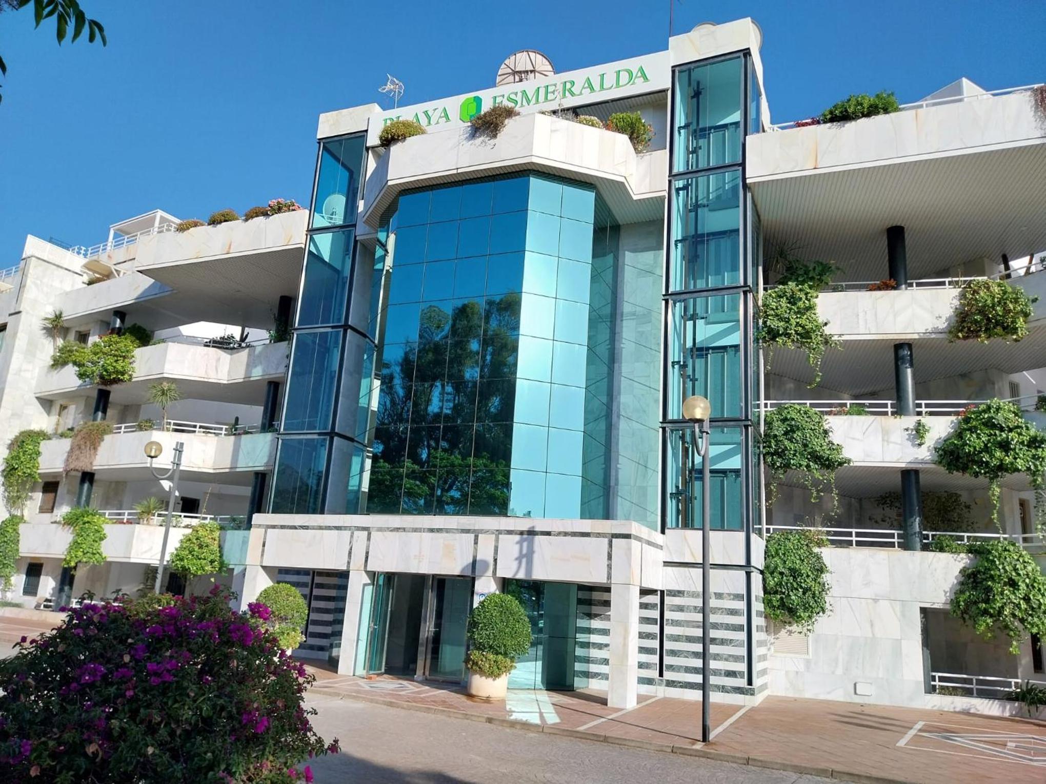 Esmeralda Beach Apartment Golden Mile Marbella