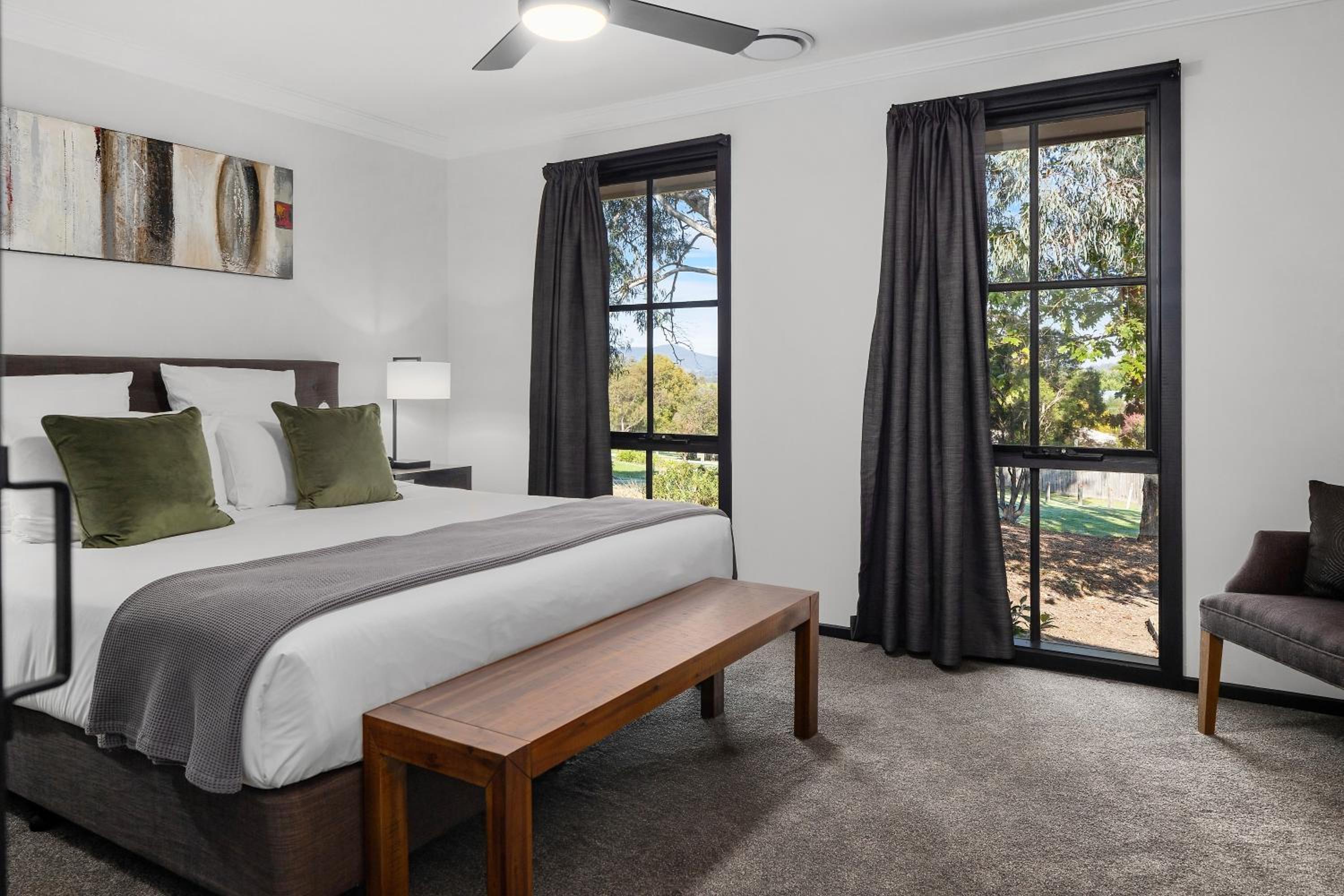 Yarra Gables