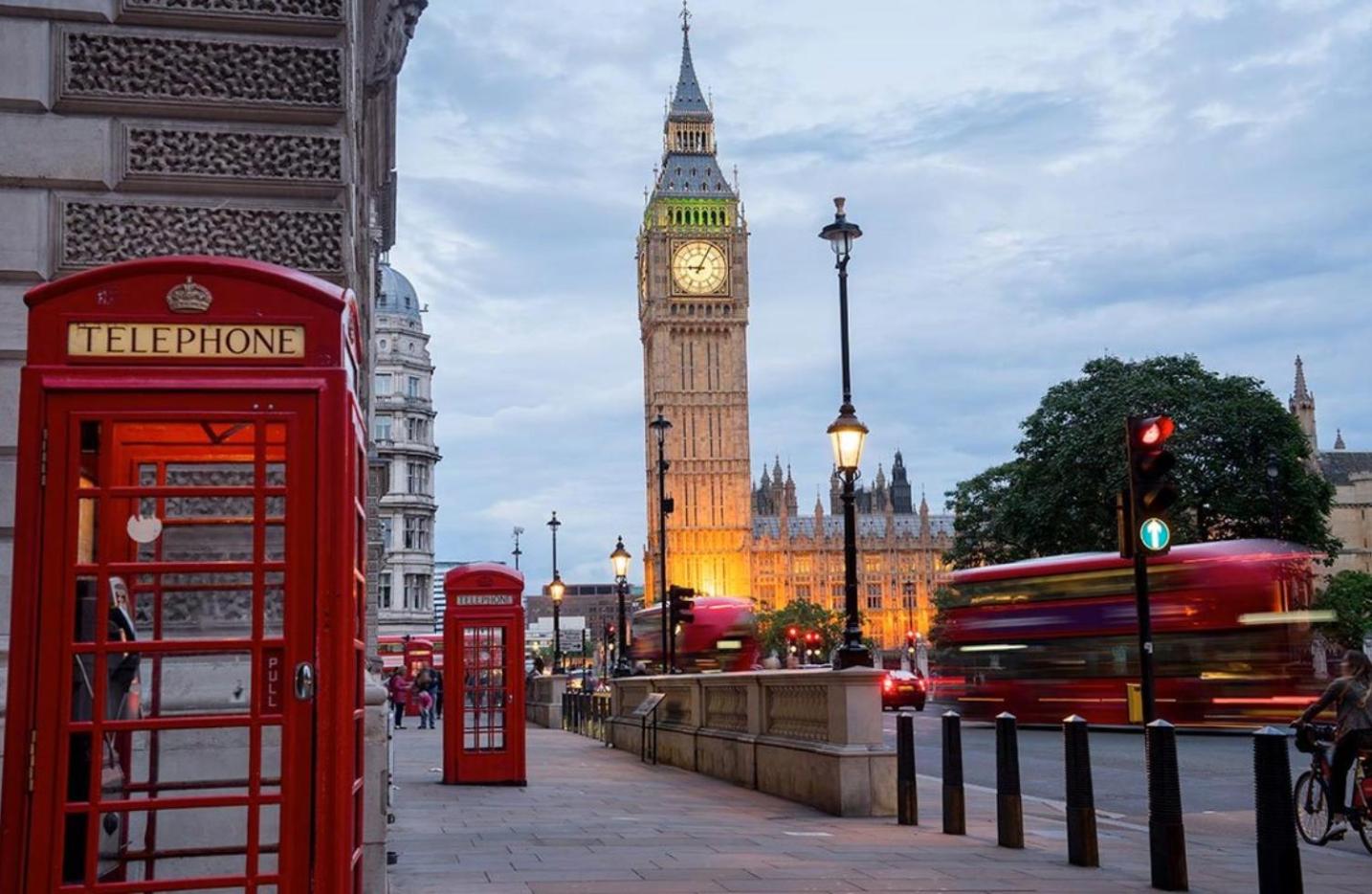 Private Studio flat, London next to Hyde Park