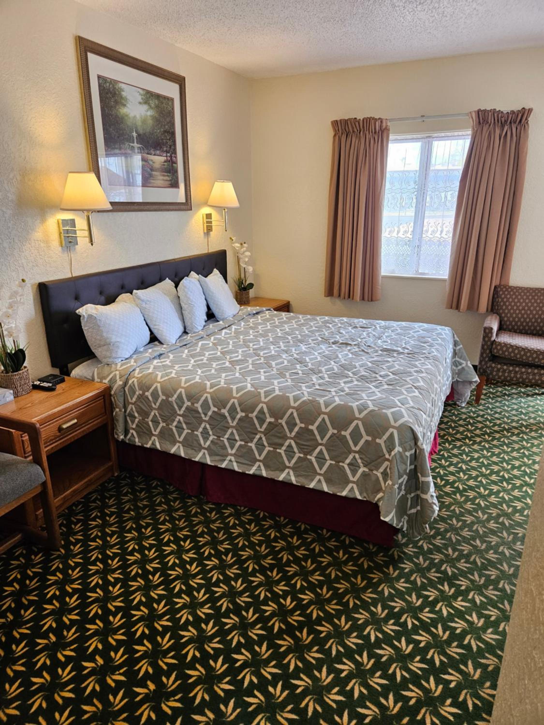 Canon City Vacations - Travel Inn Motel - Property Image 16