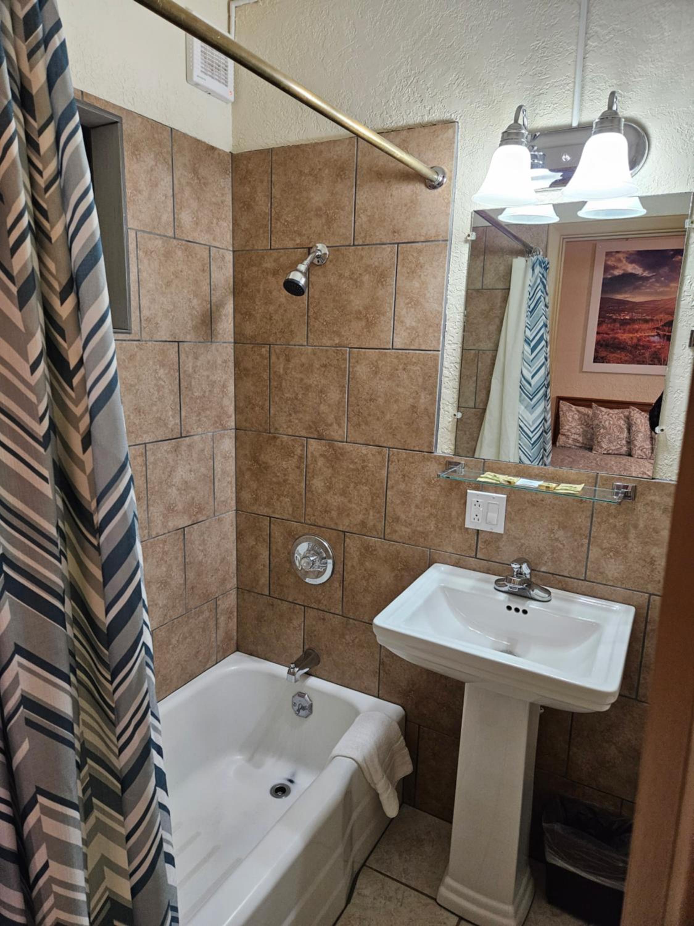 Canon City Vacations - Travel Inn Motel - Property Image 29