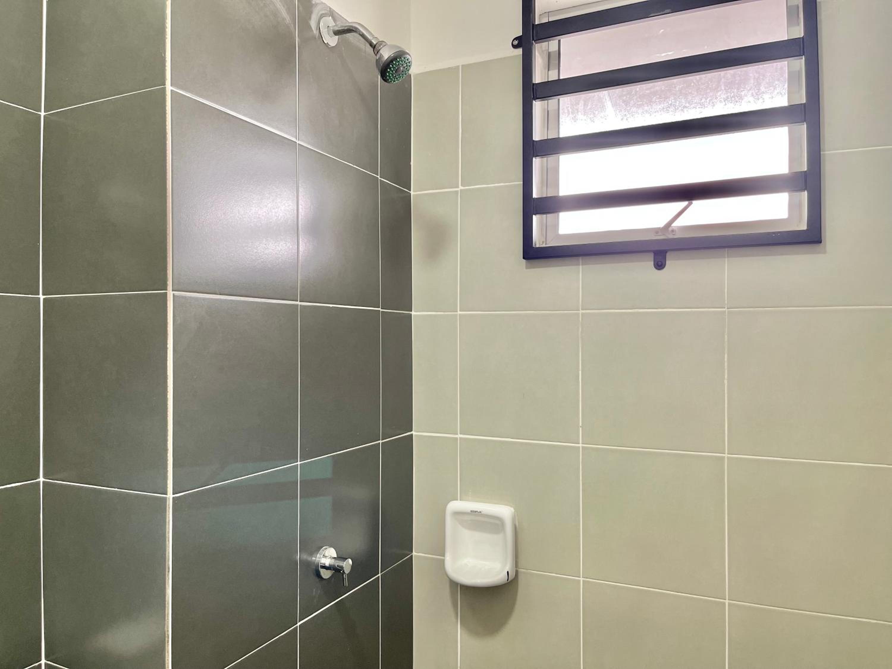 Homestay Gambang Modern vintage OZZY GUESTHOUSE photo 7