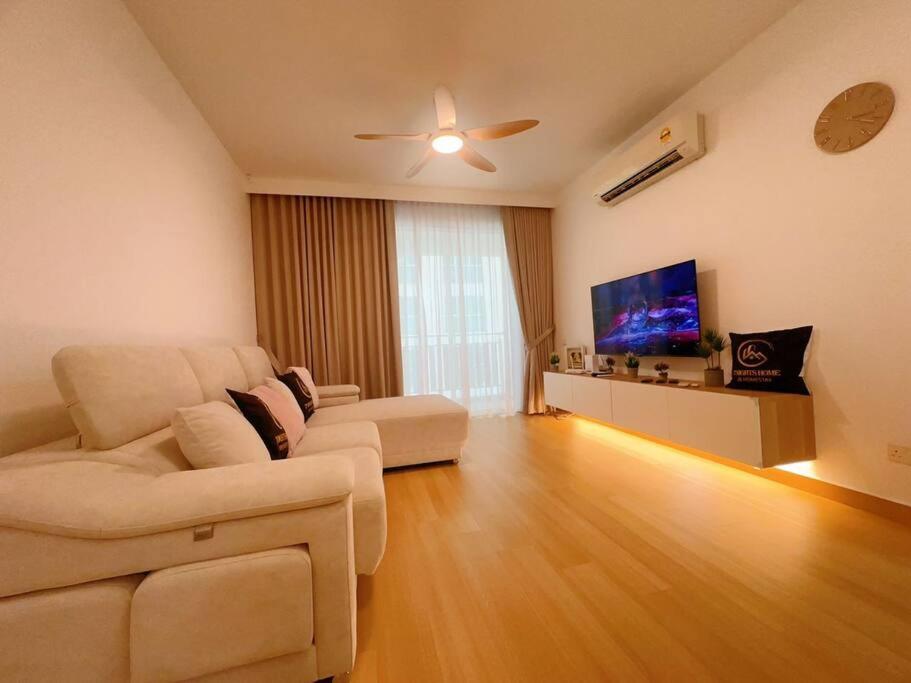 Sweet KSL Residence 1 Taman Daya 3R 6pax B06