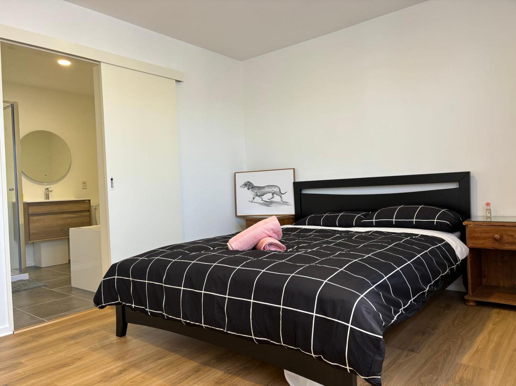 New Lynn Tidy House