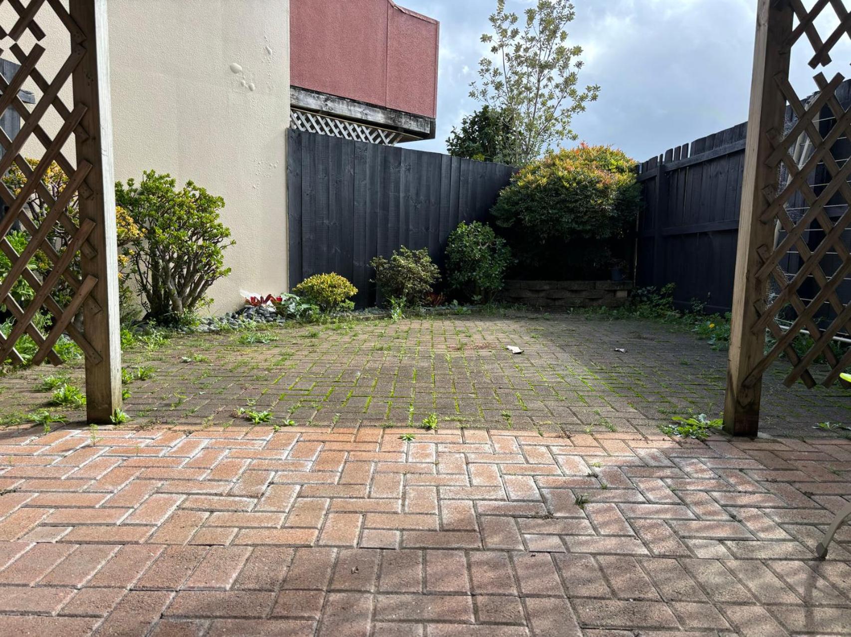 New Lynn Tidy House