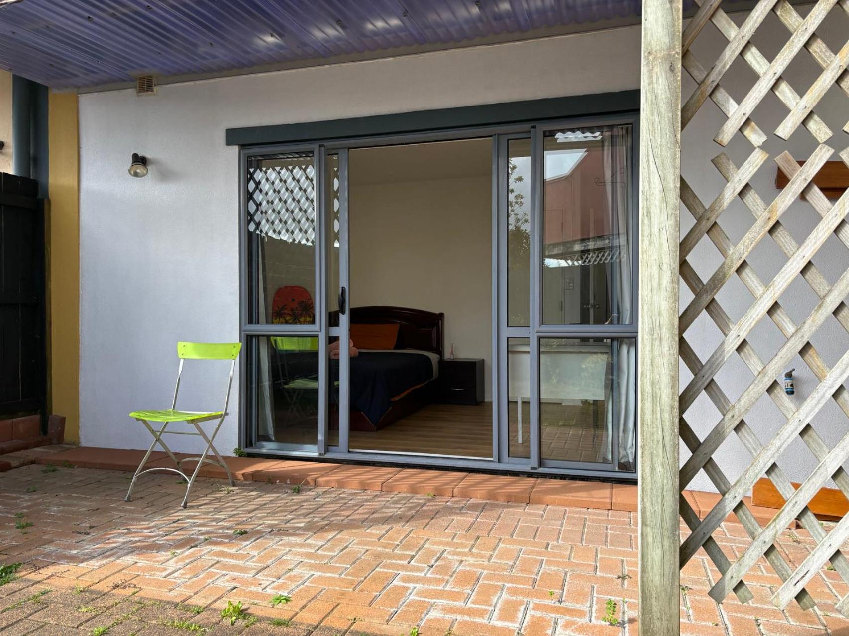 New Lynn Tidy House