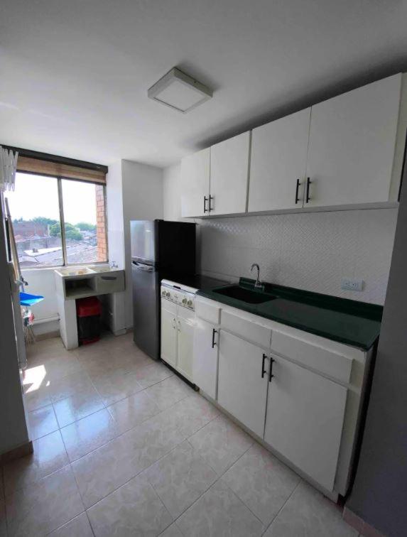 Apartamentos Sur de Cali cerca a Unicentro - 402