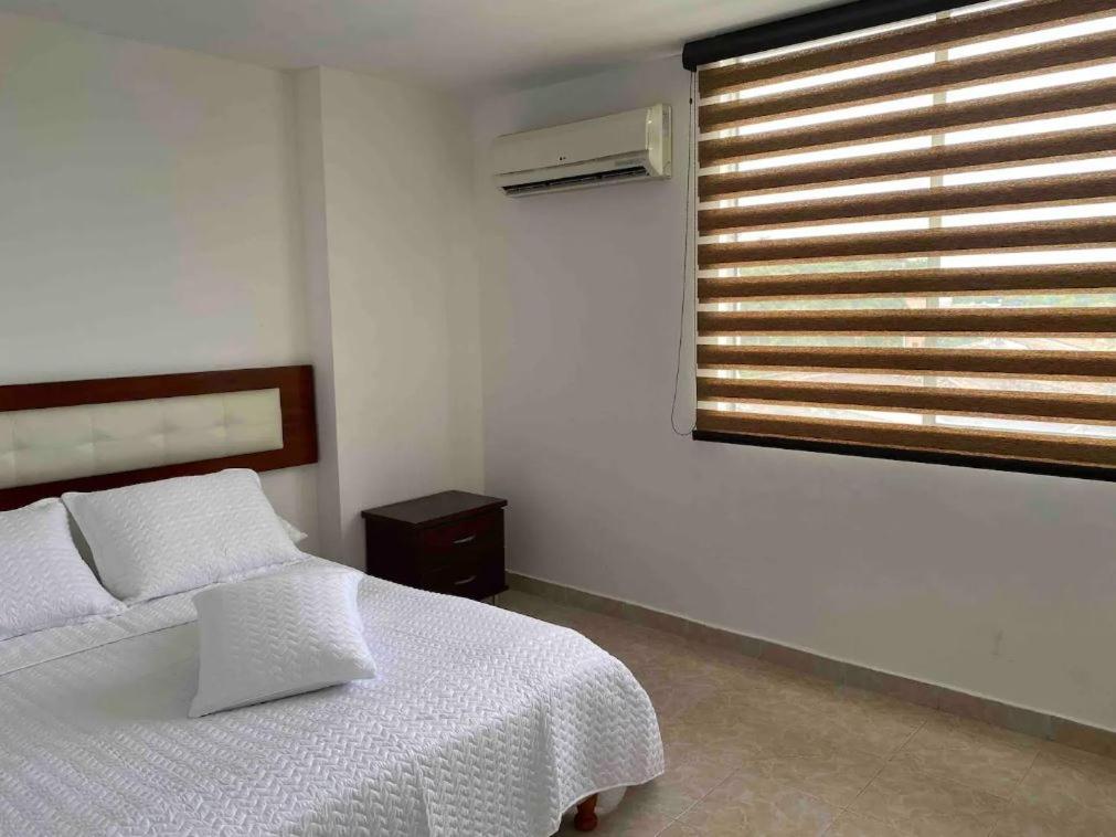 Apartamentos Sur de Cali cerca a Unicentro - 402