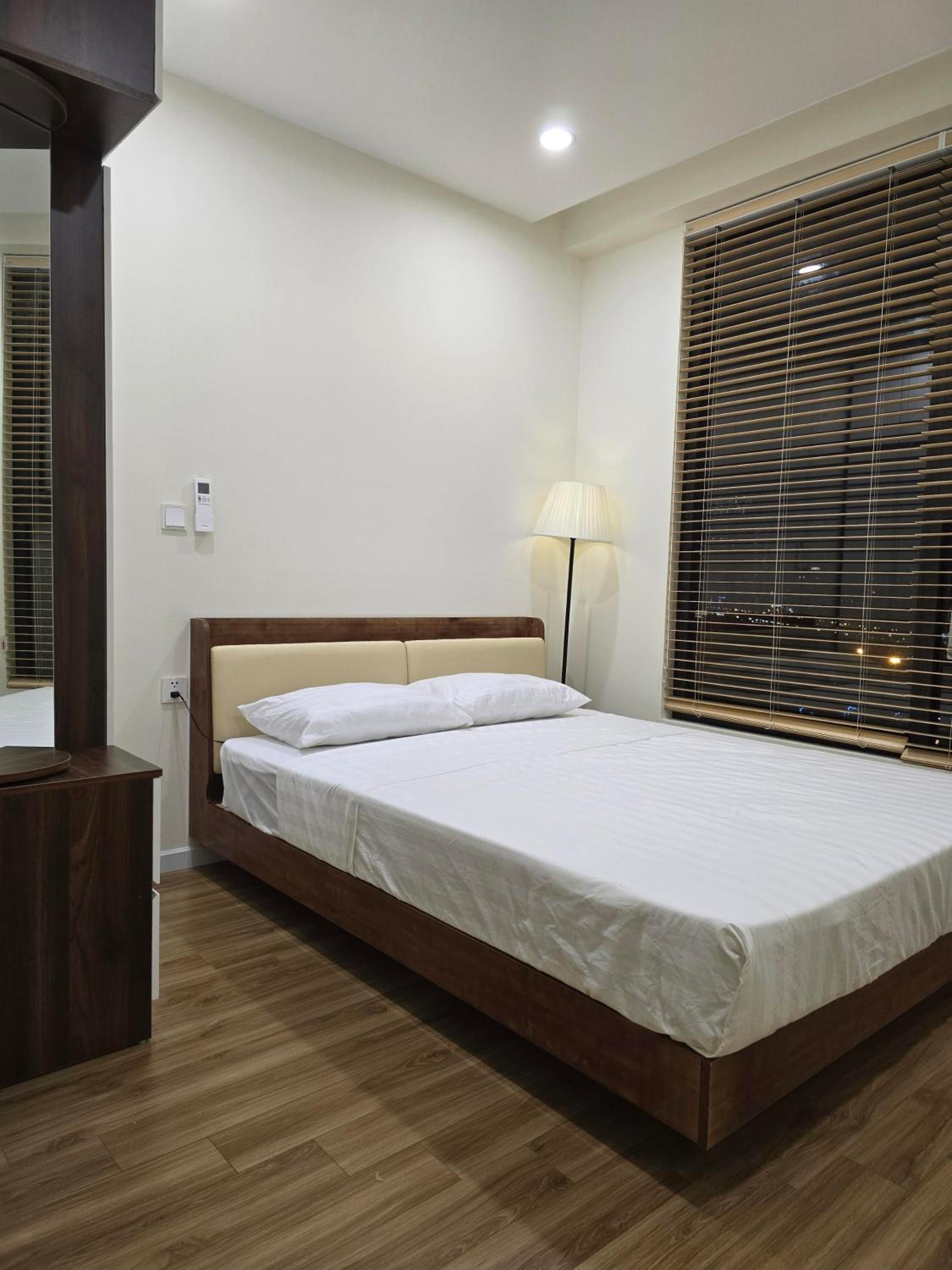 Trinity - private room with lakeview