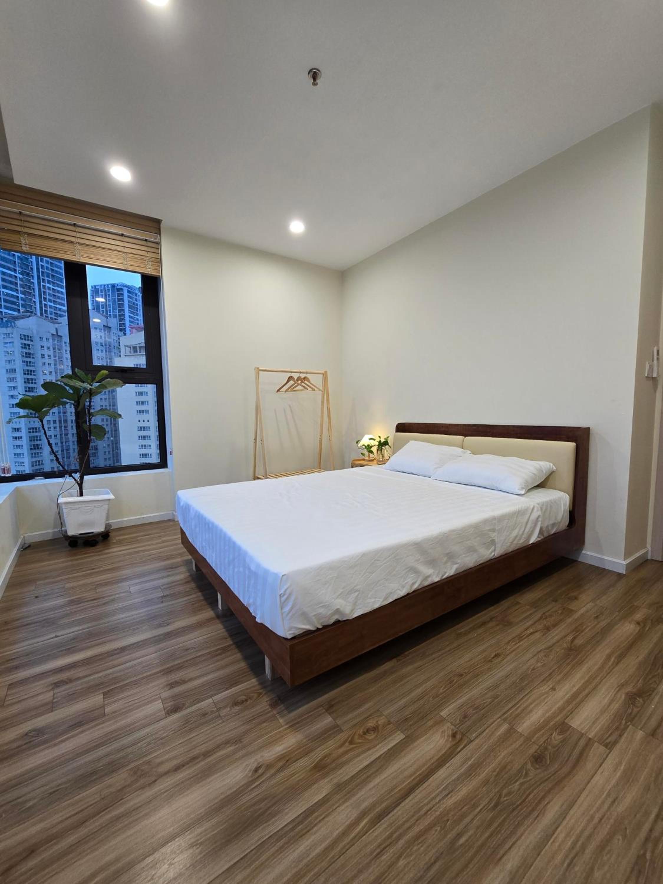 Trinity - private room with lakeview