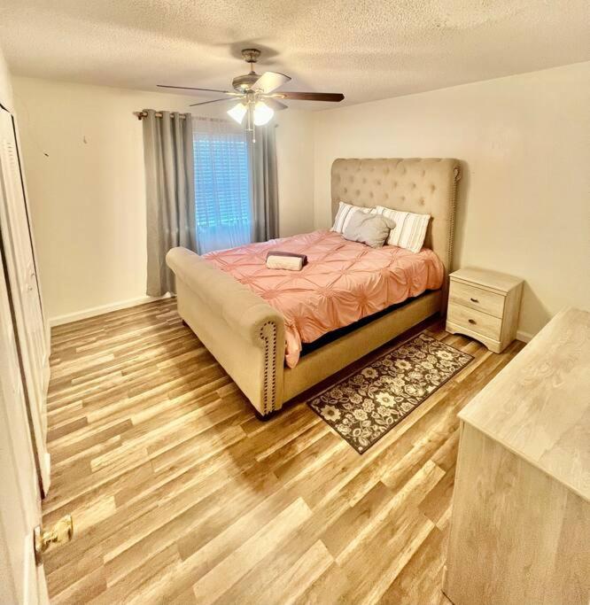 Pinebrook Home Close to Beach view 2