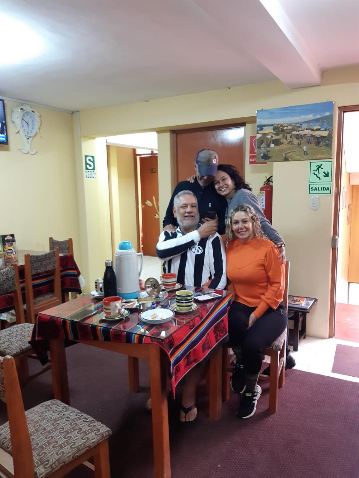 Hostal Vista al Lago Titicaca Puno