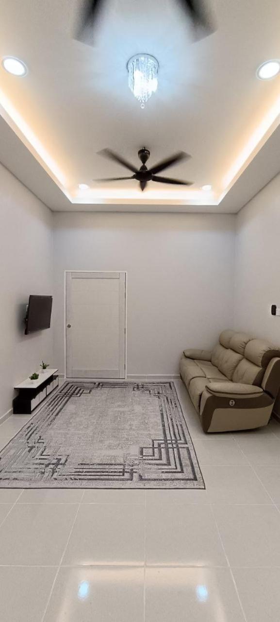 ISTANA VIEW HOMESTAY - Home C photo 8