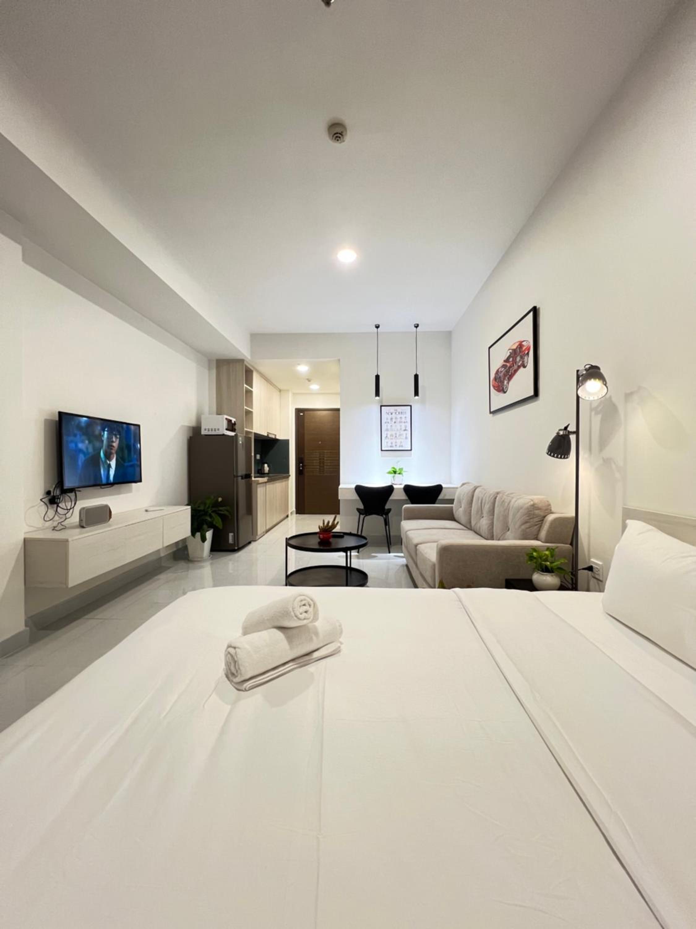 PROStay SOHO Residence Near Bui Vien Walking Street - Central HCMc HAR 2