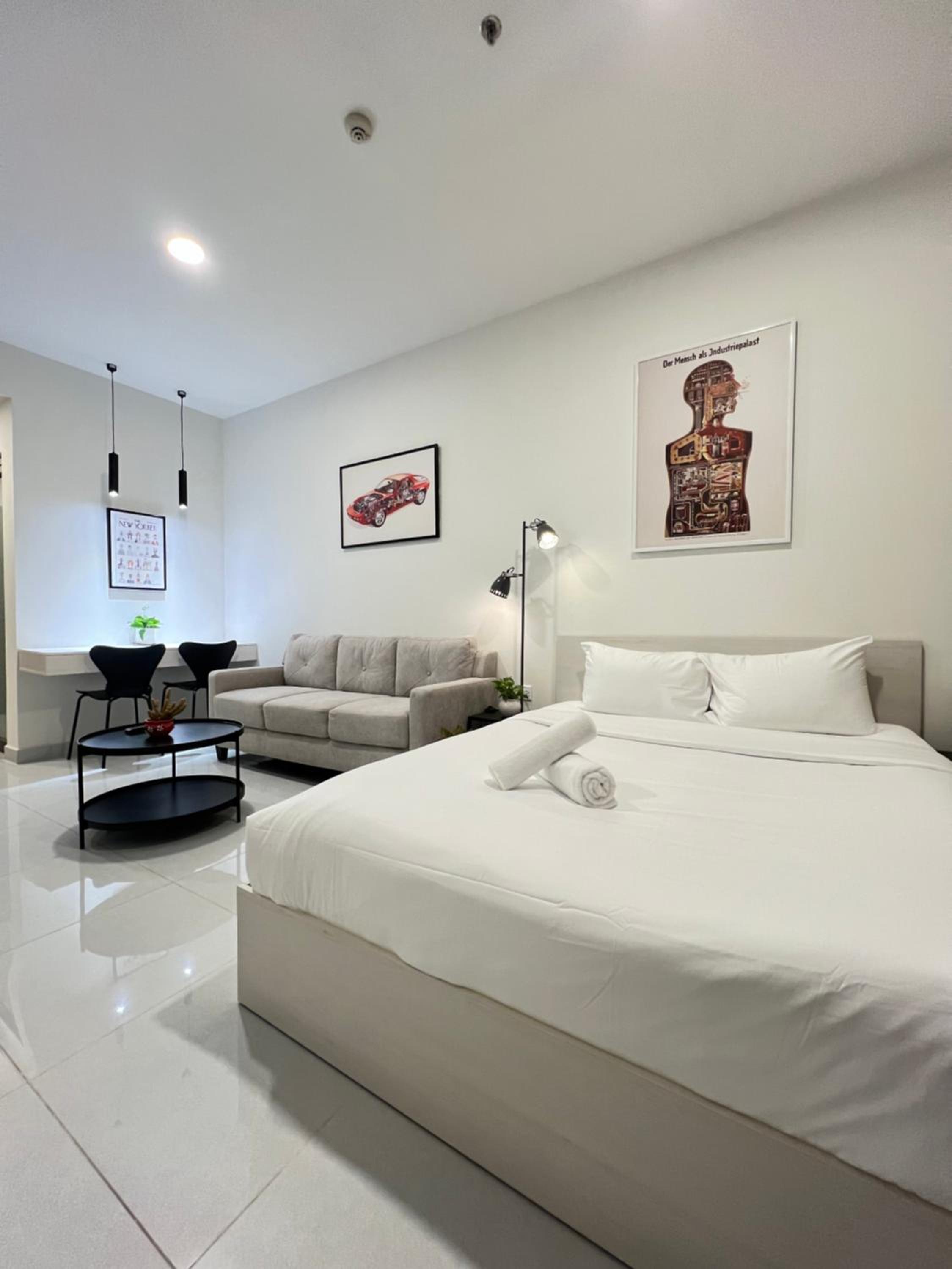 PROStay SOHO Residence Near Bui Vien Walking Street - Central HCMc HAR 2