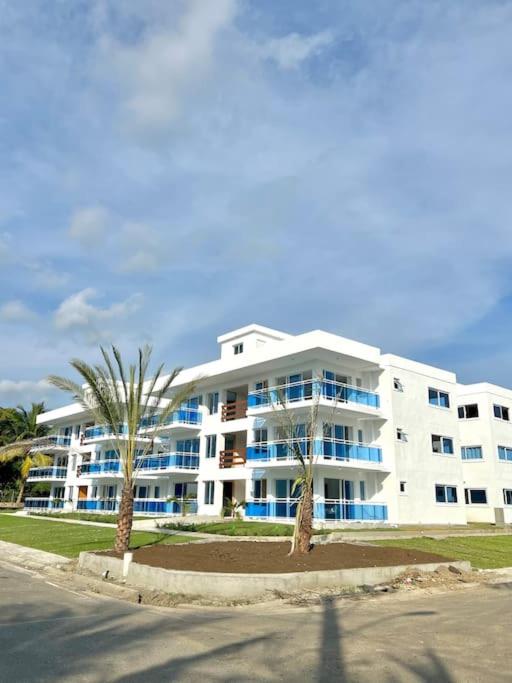 “Oasis Playero: Sol y Mar”