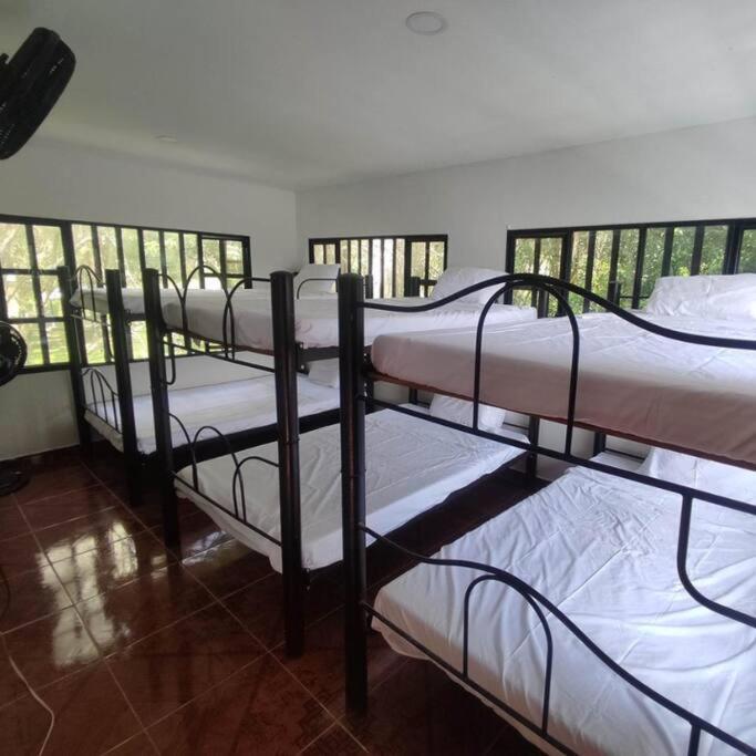 Hermosa cabaña familiar con vista a la represa de parado tolima