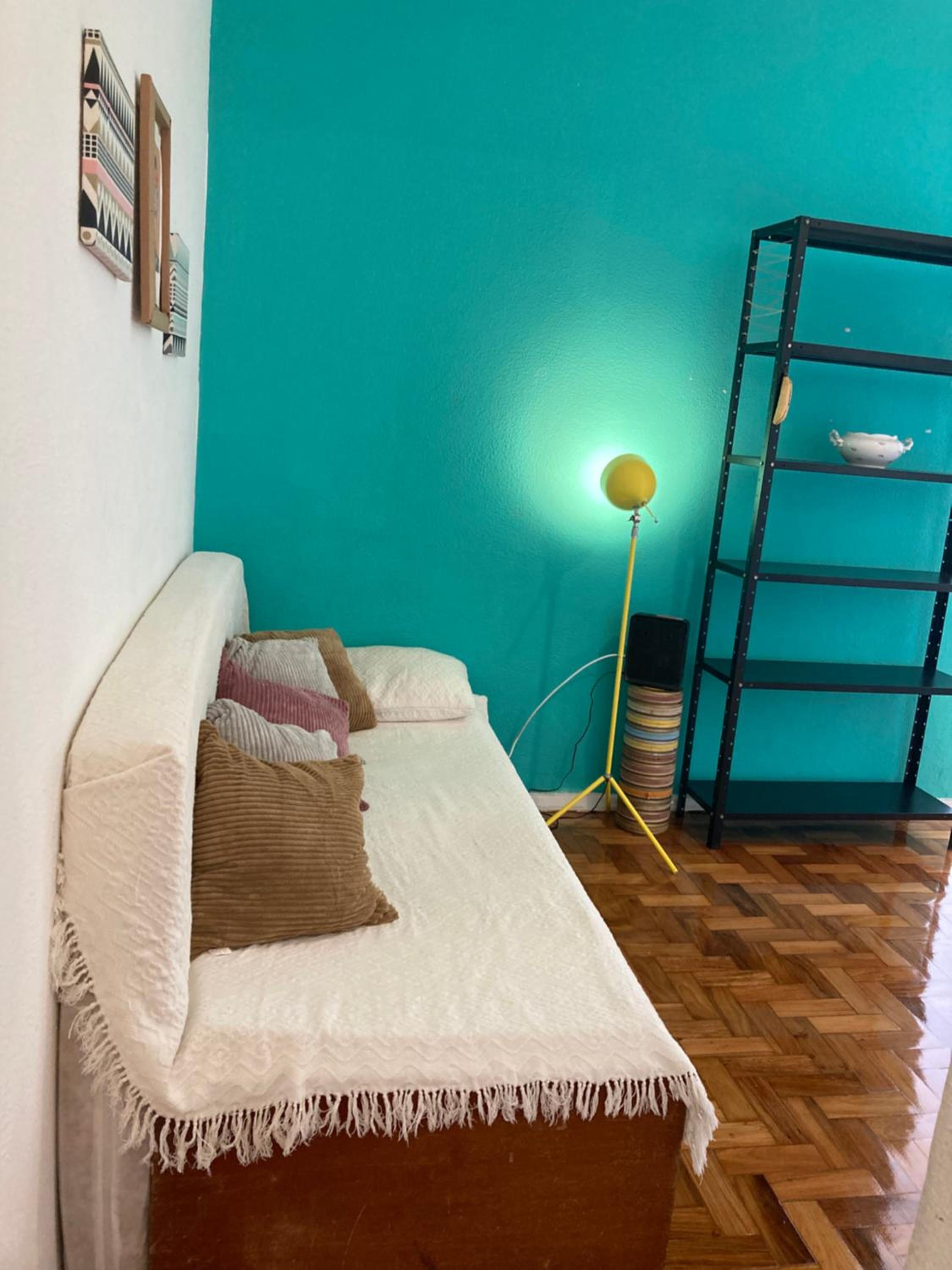 Apartamento charmoso Glória, rua do metrô