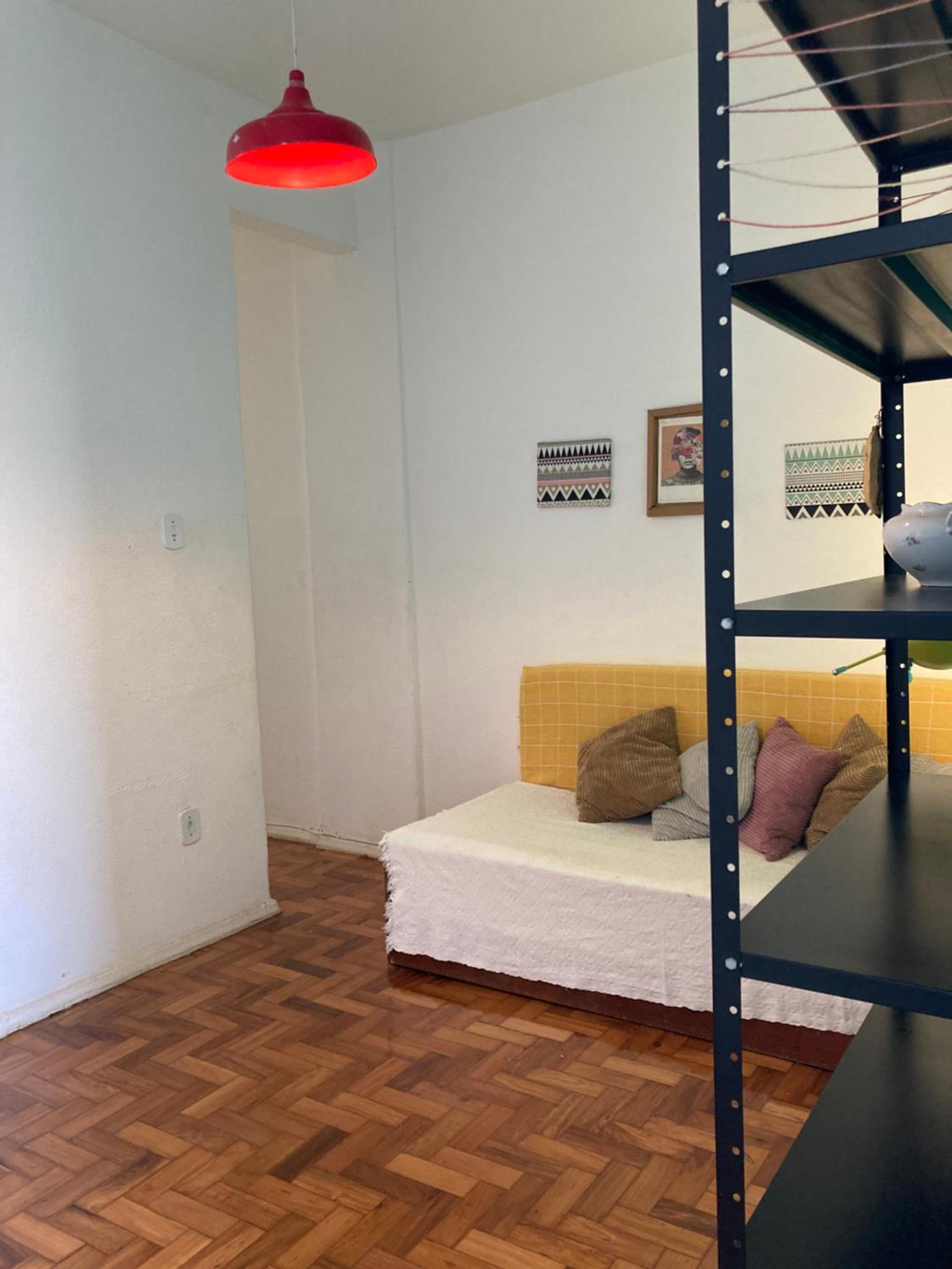 Apartamento charmoso Glória, rua do metrô