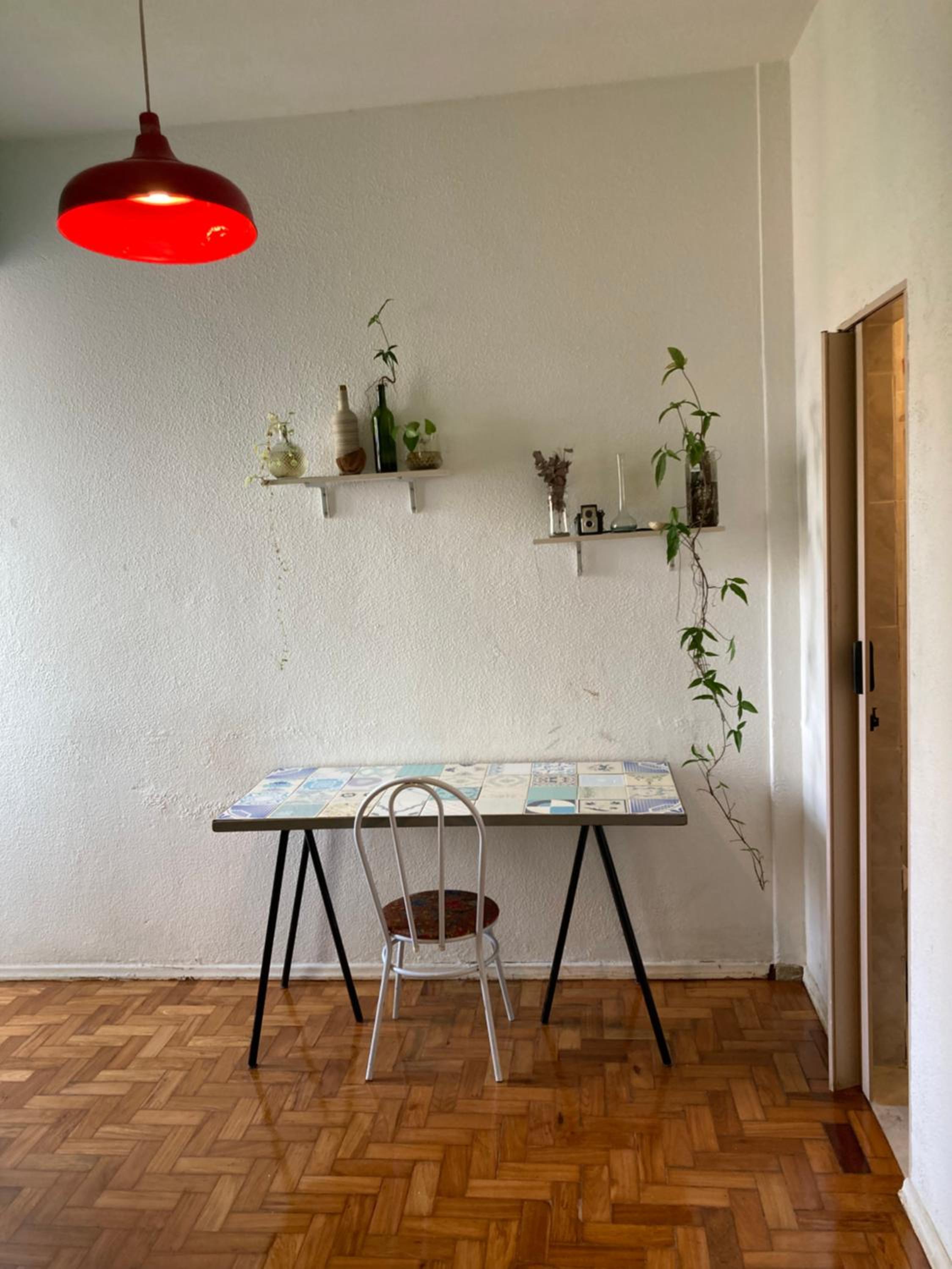 Apartamento charmoso Glória, rua do metrô