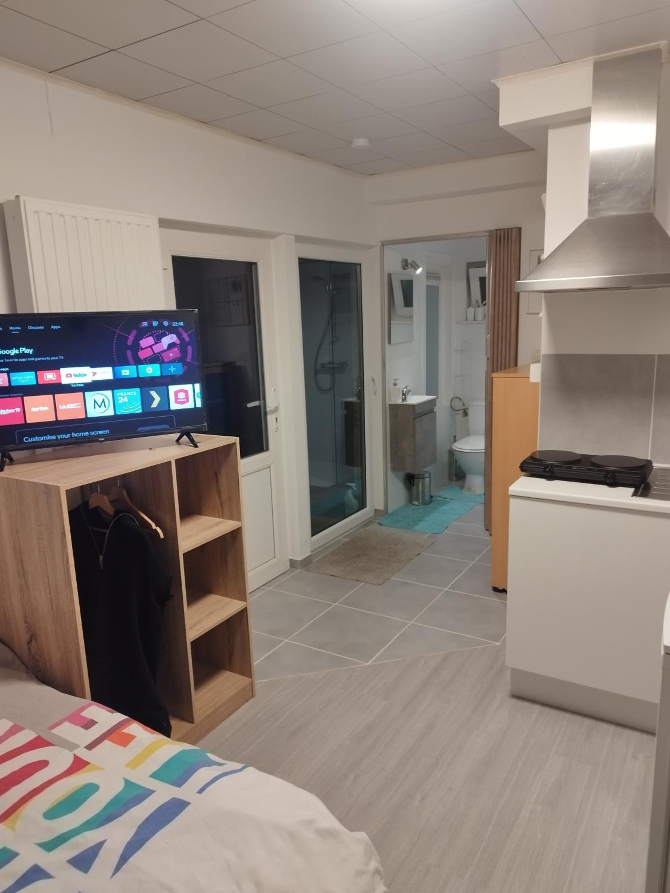Modern Lux studio