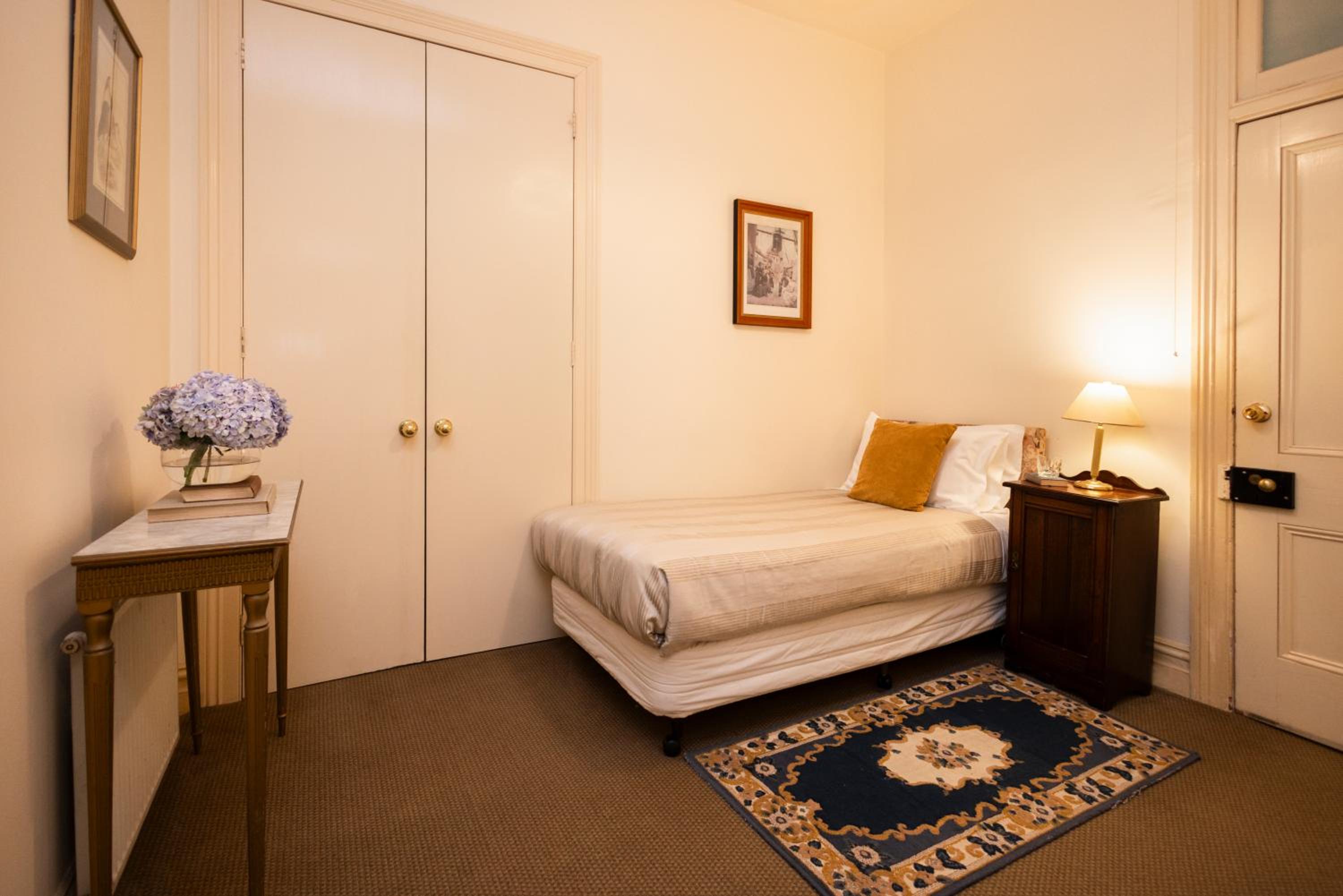 Leura House