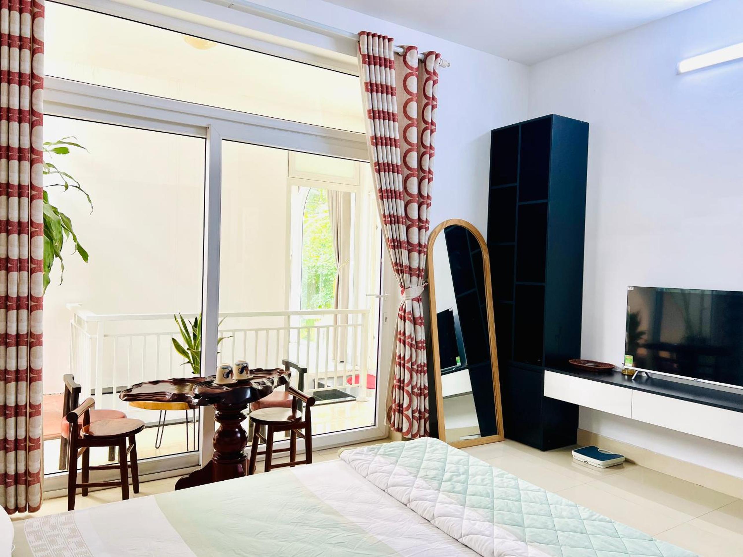 SAM VILLA HUE CITY view 3