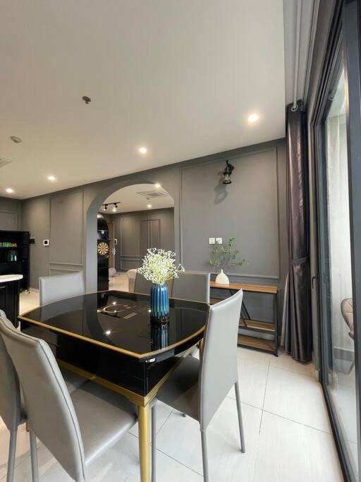 Apartment 4 bebroom luxury View Vinuni