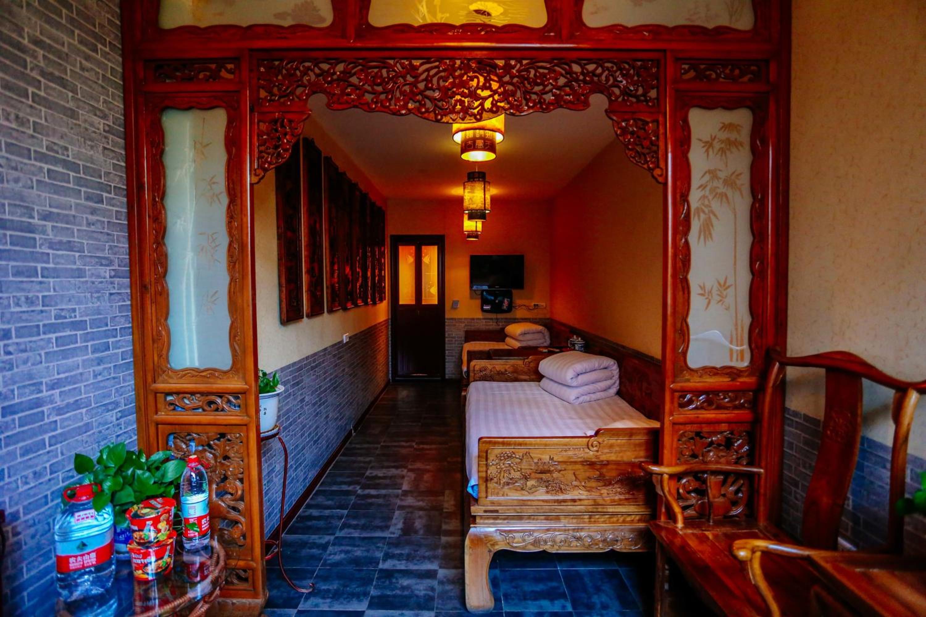 Pingyao Baichanghong Inn