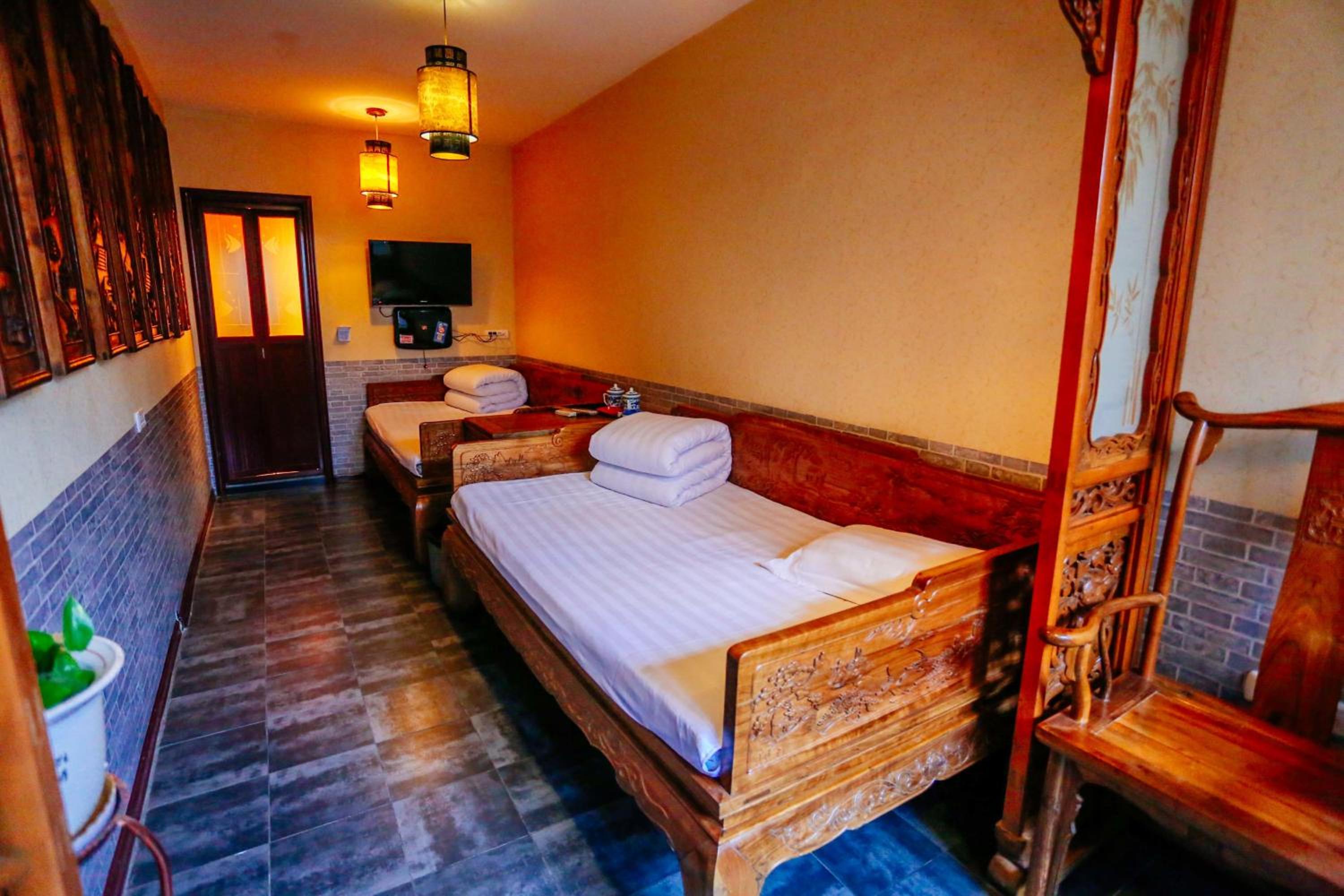 Pingyao Baichanghong Inn
