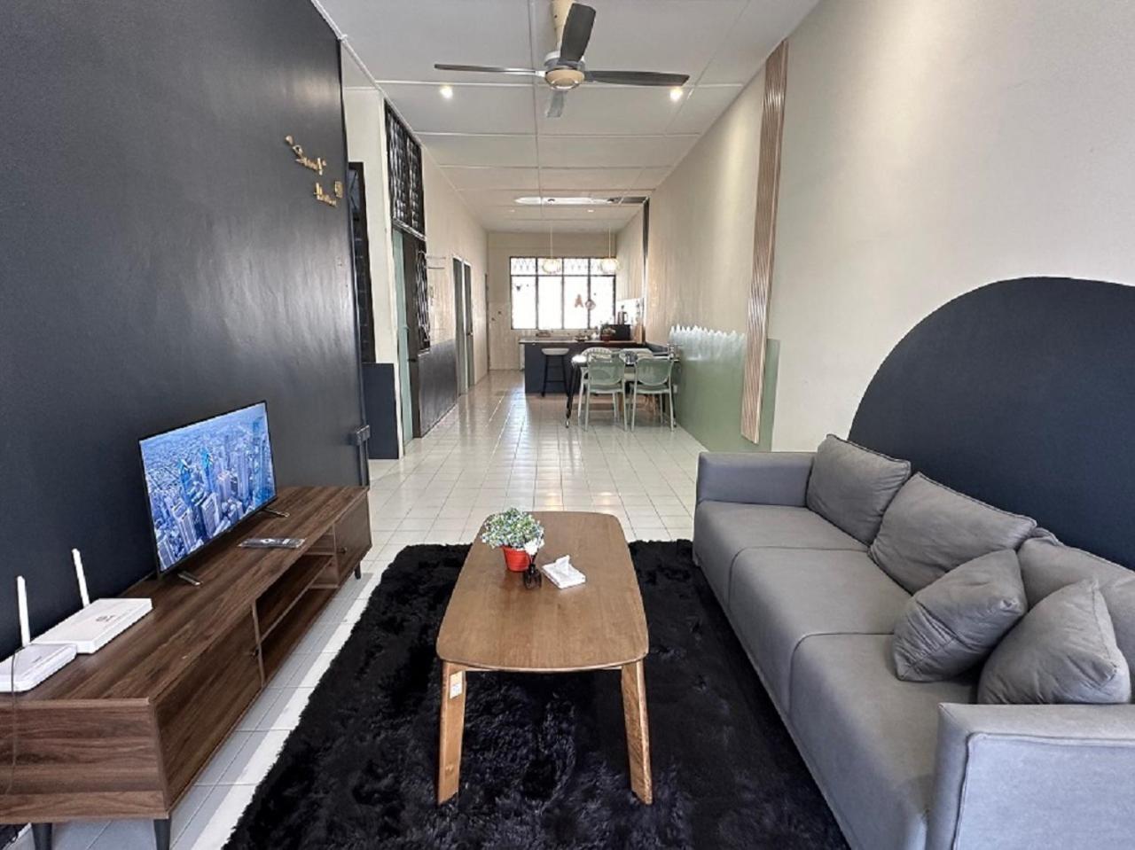 Tabuan Jaya Keranji Home w Wi-Fi&Aircon photo 1
