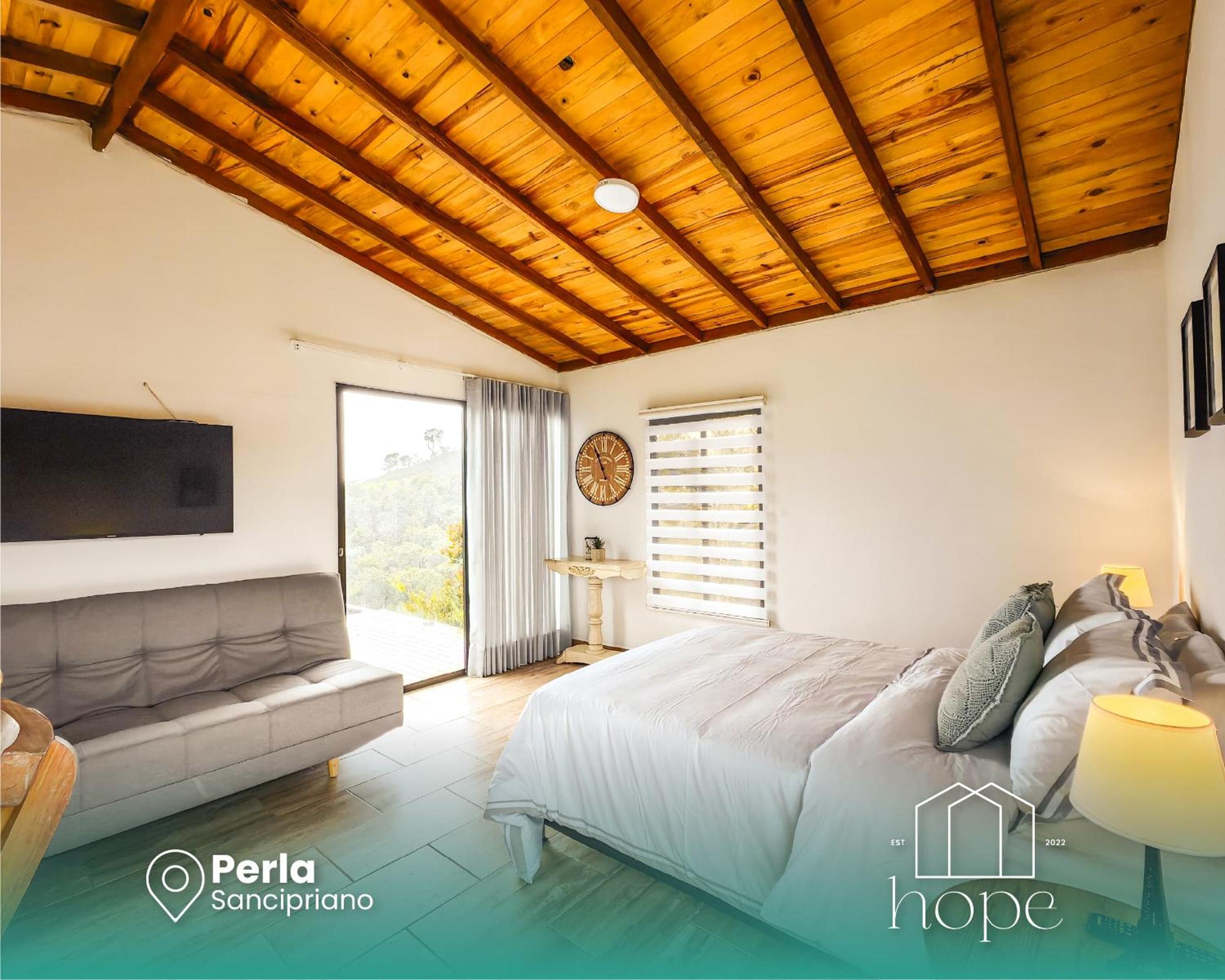 Perla san Cipriano by hope