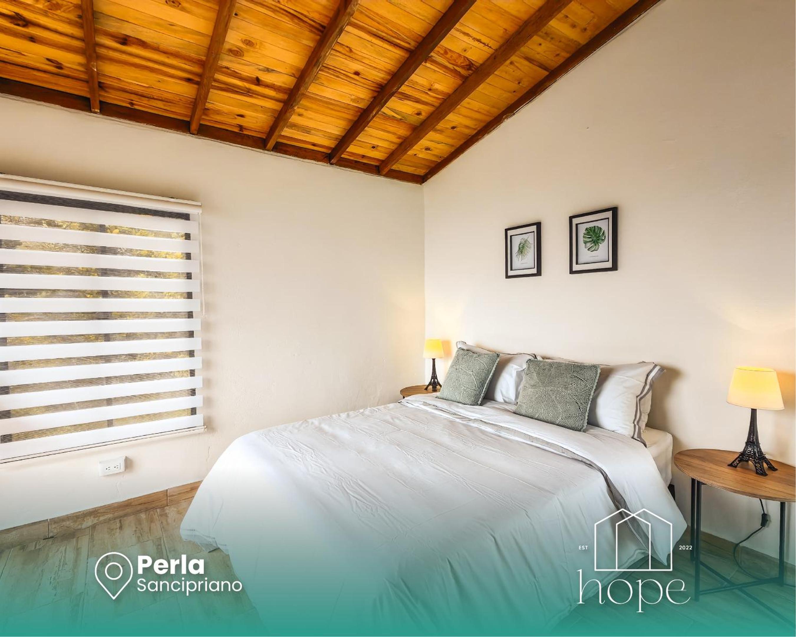 Perla san Cipriano by hope