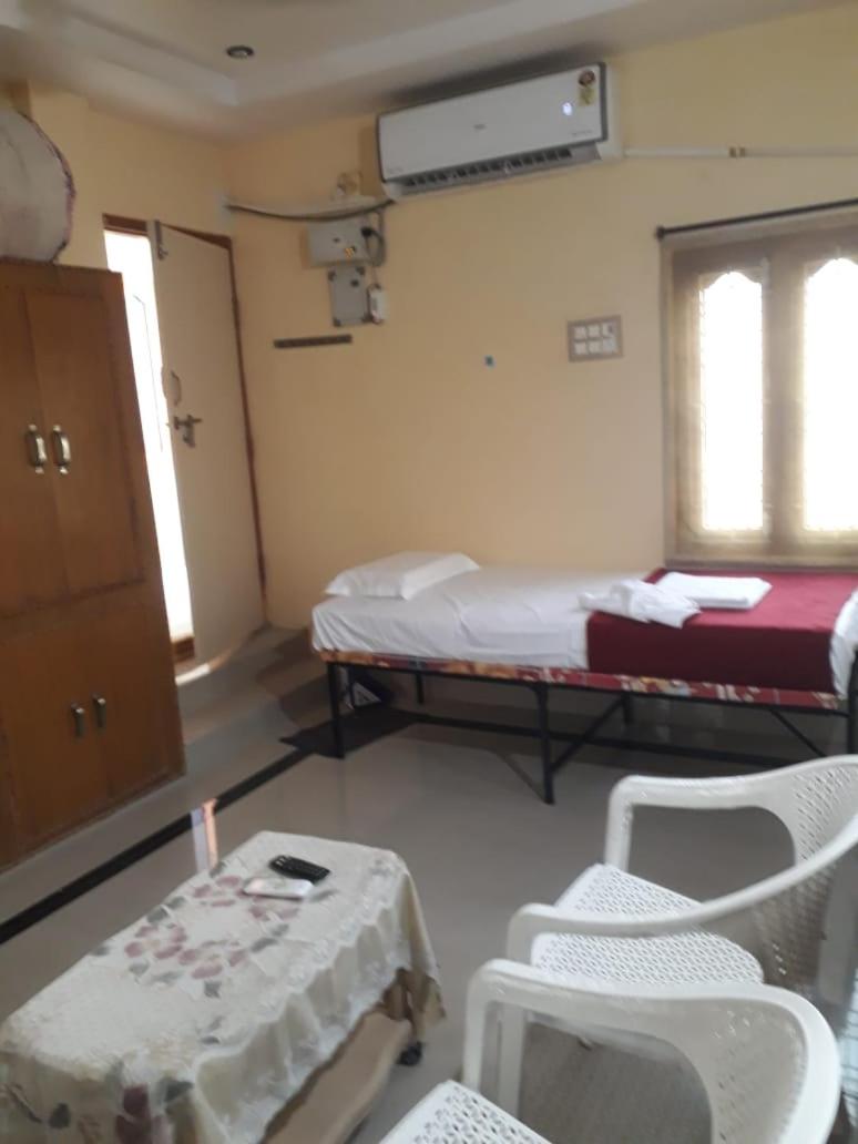 Kodali Homestays