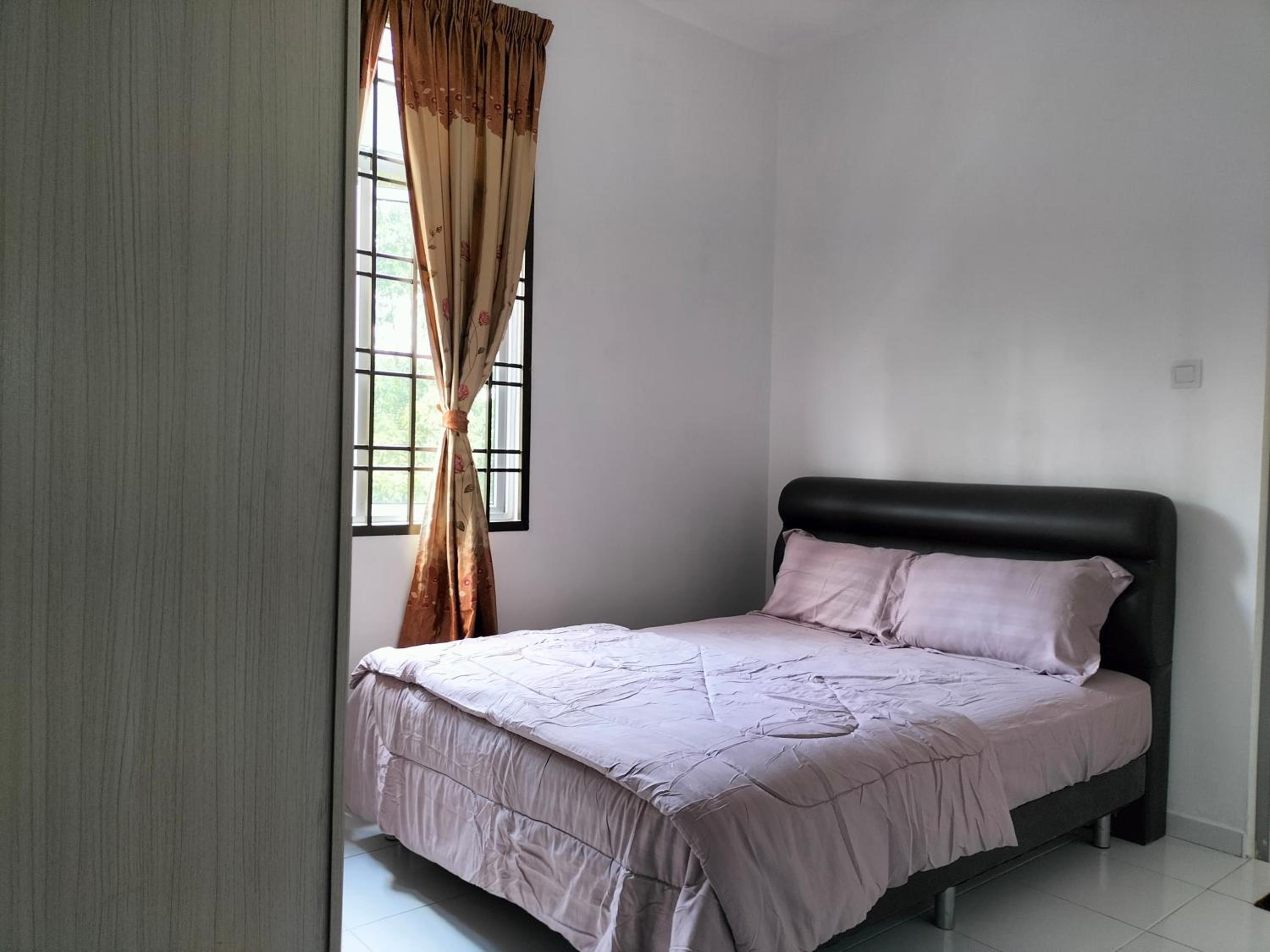 IRIS 31 Corner Lot Near Legoland JDT UTM Malay Only