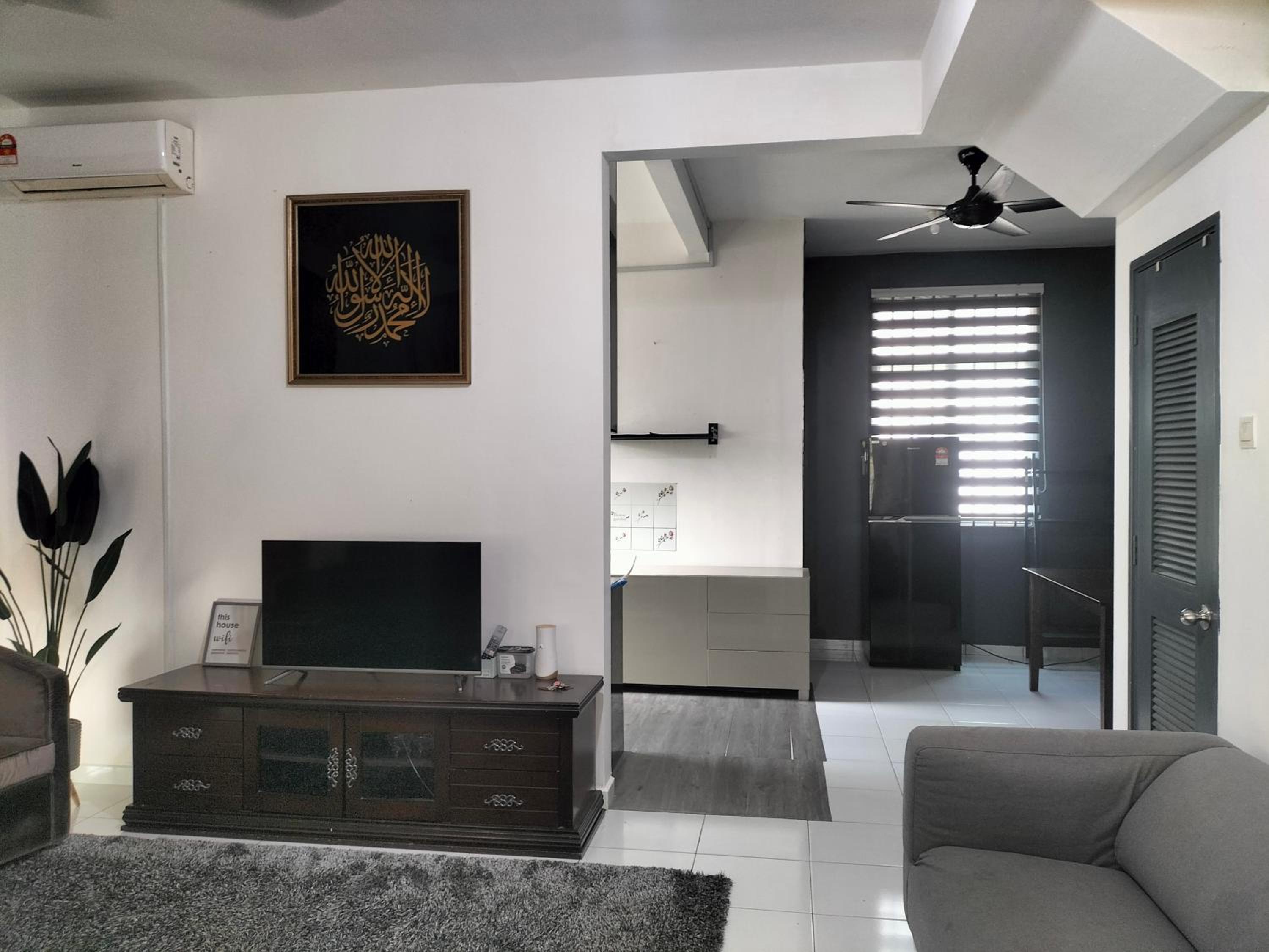 IRIS 31 Corner Lot Near Legoland JDT UTM Malay Only