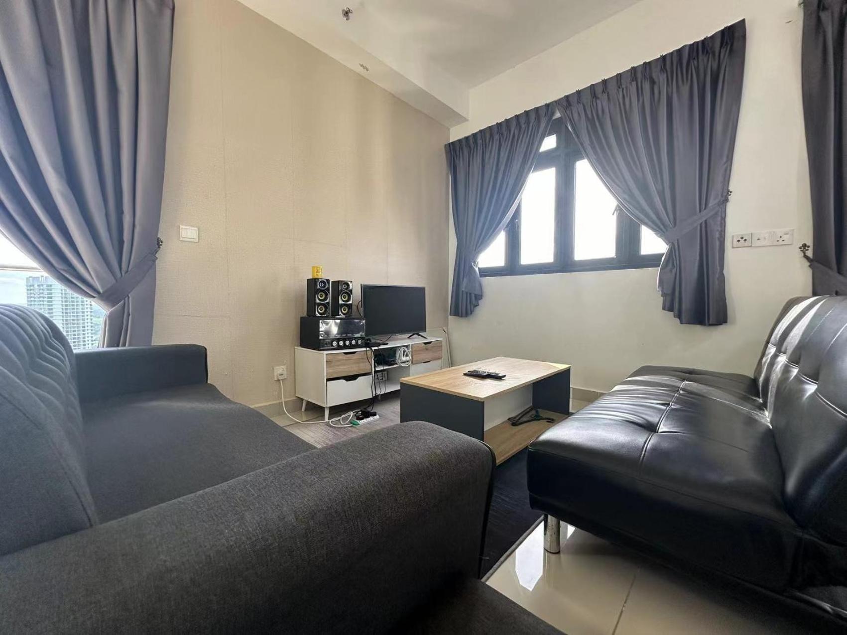 Comfort Stay-4min to Legoland photo 2
