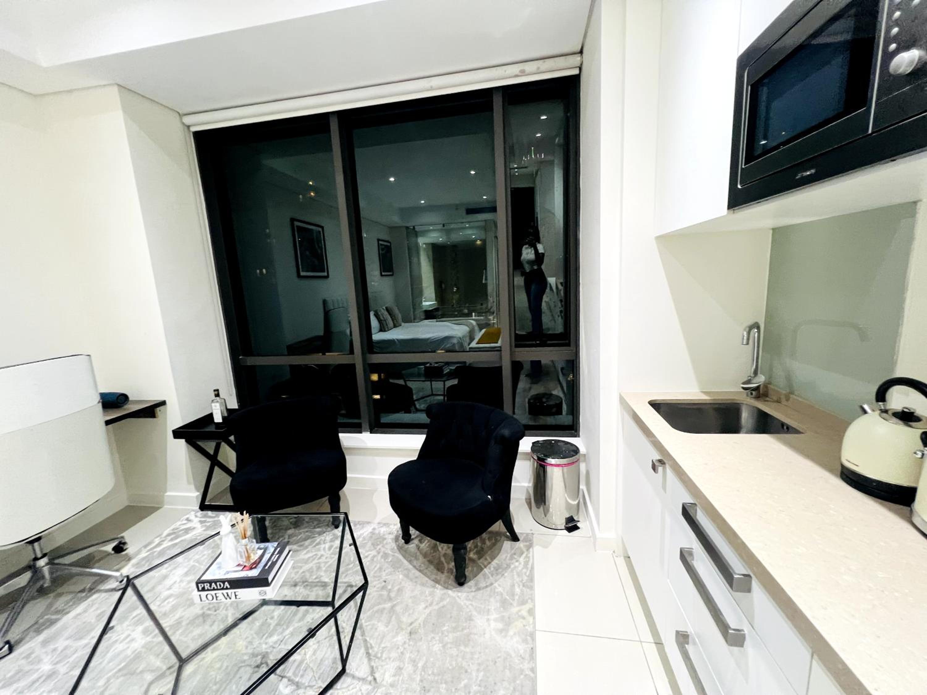 Luxury & Premium Suites Sandton City TWO