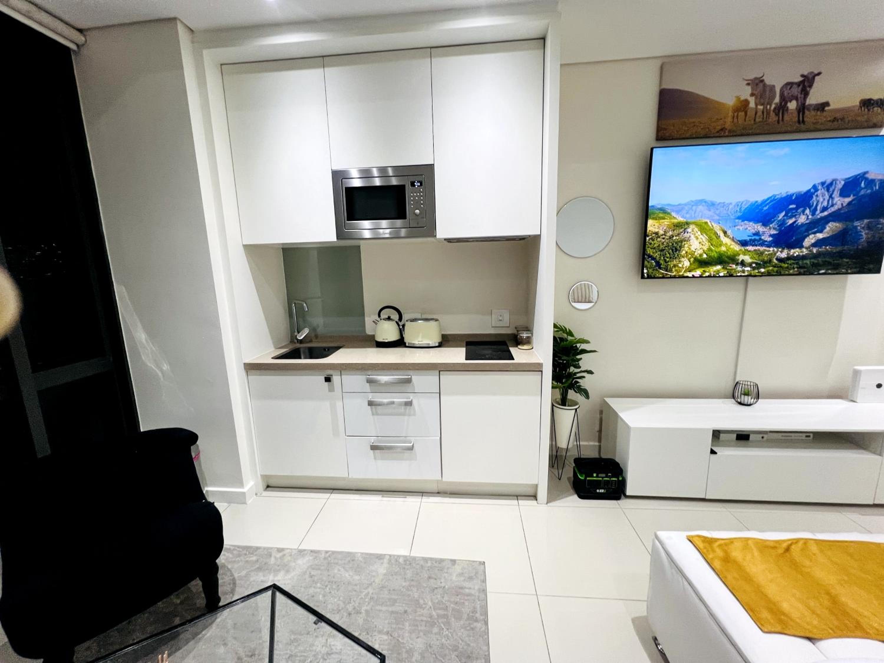 Luxury & Premium Suites Sandton City TWO