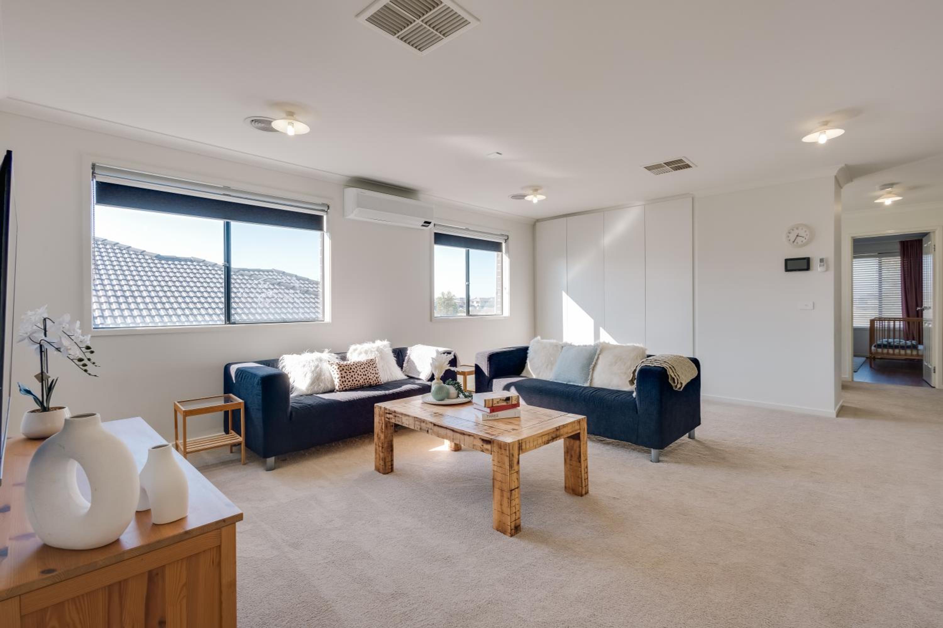 StayAU Cozy Holiday House 4BRM Big Group Tarneit