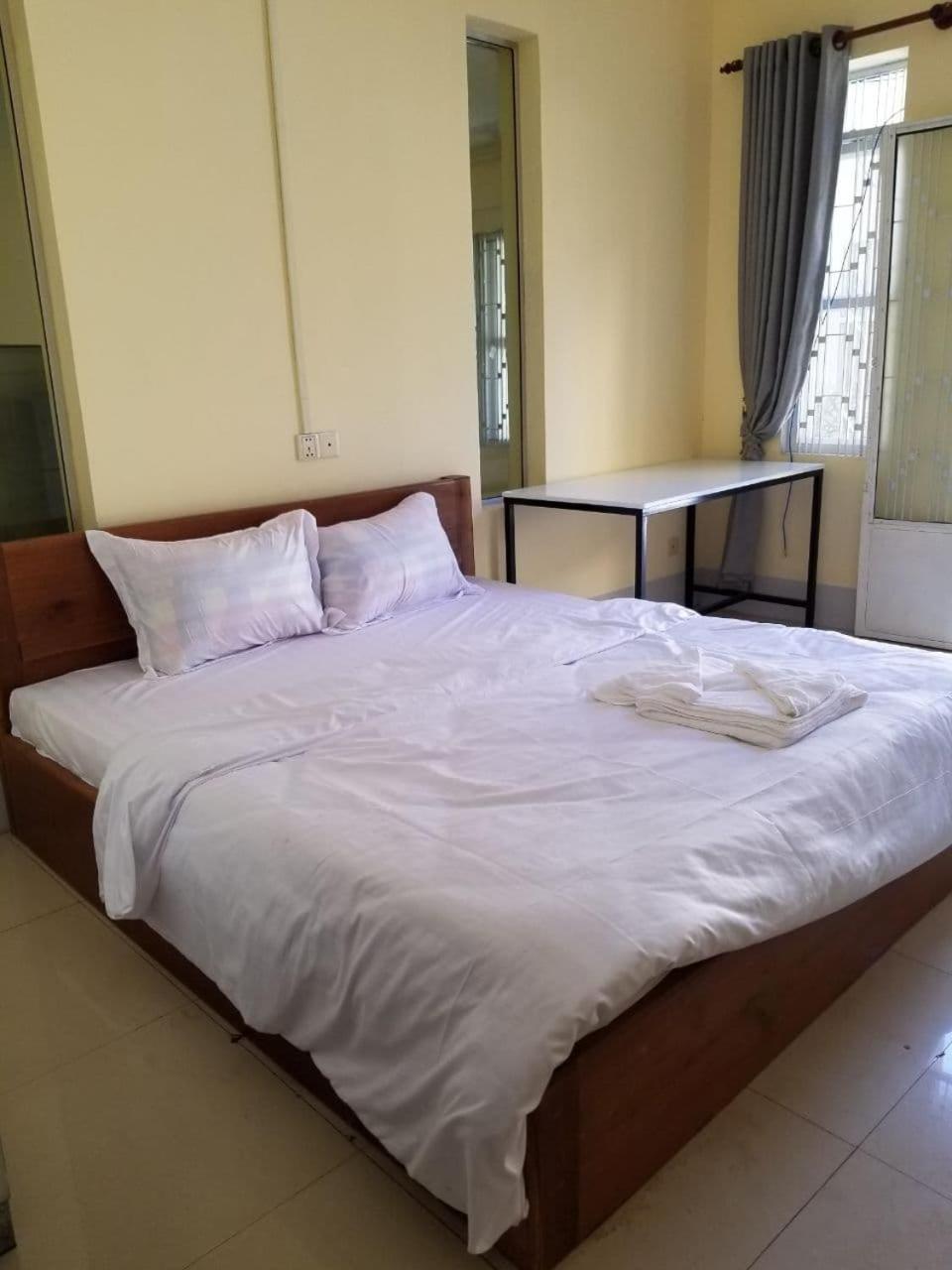 Room 9 - Studio in a villa 5mn walk from the Royal Palace with swimming pool view 5