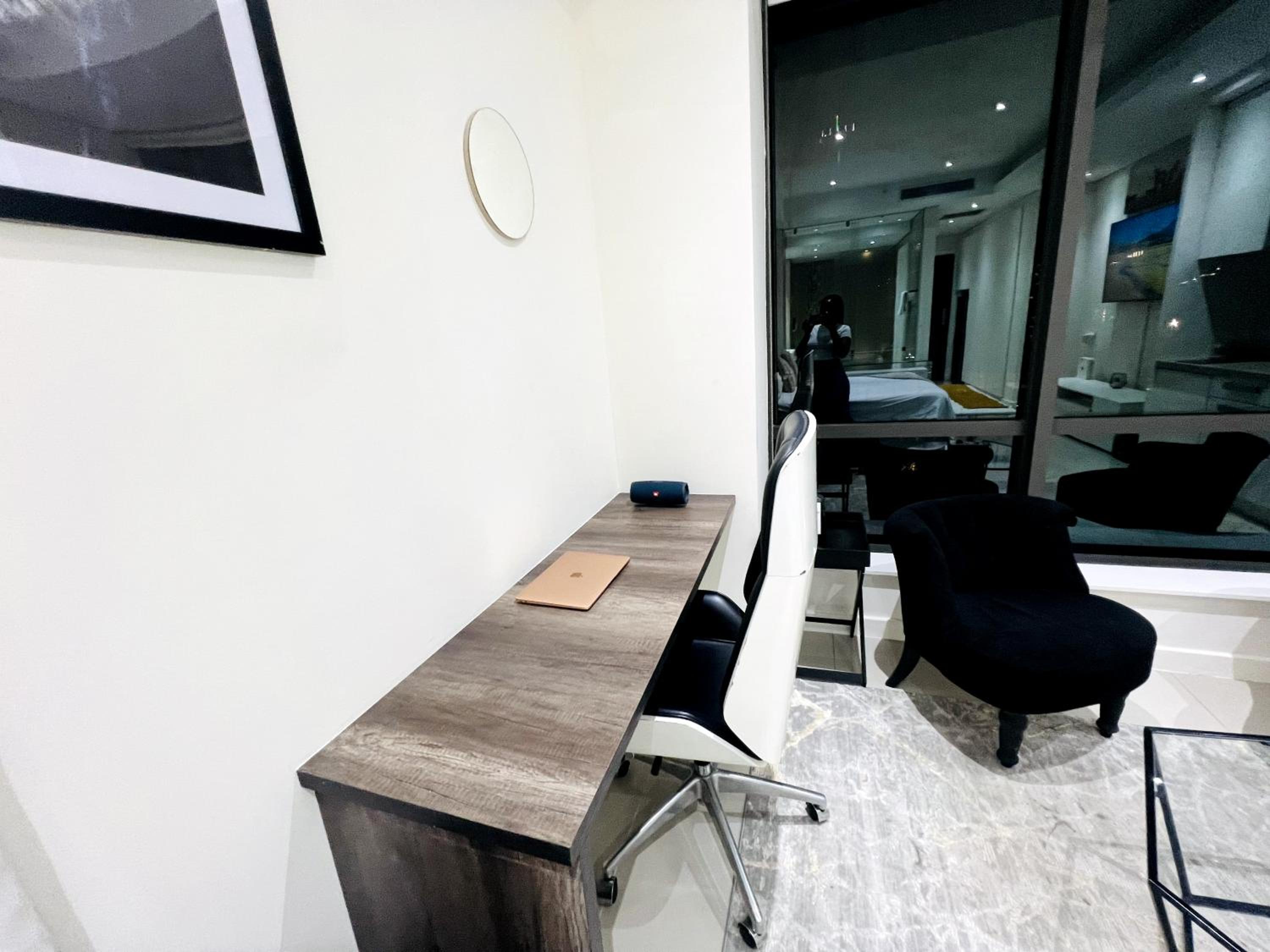Luxury & Premium Suites Sandton City TWO