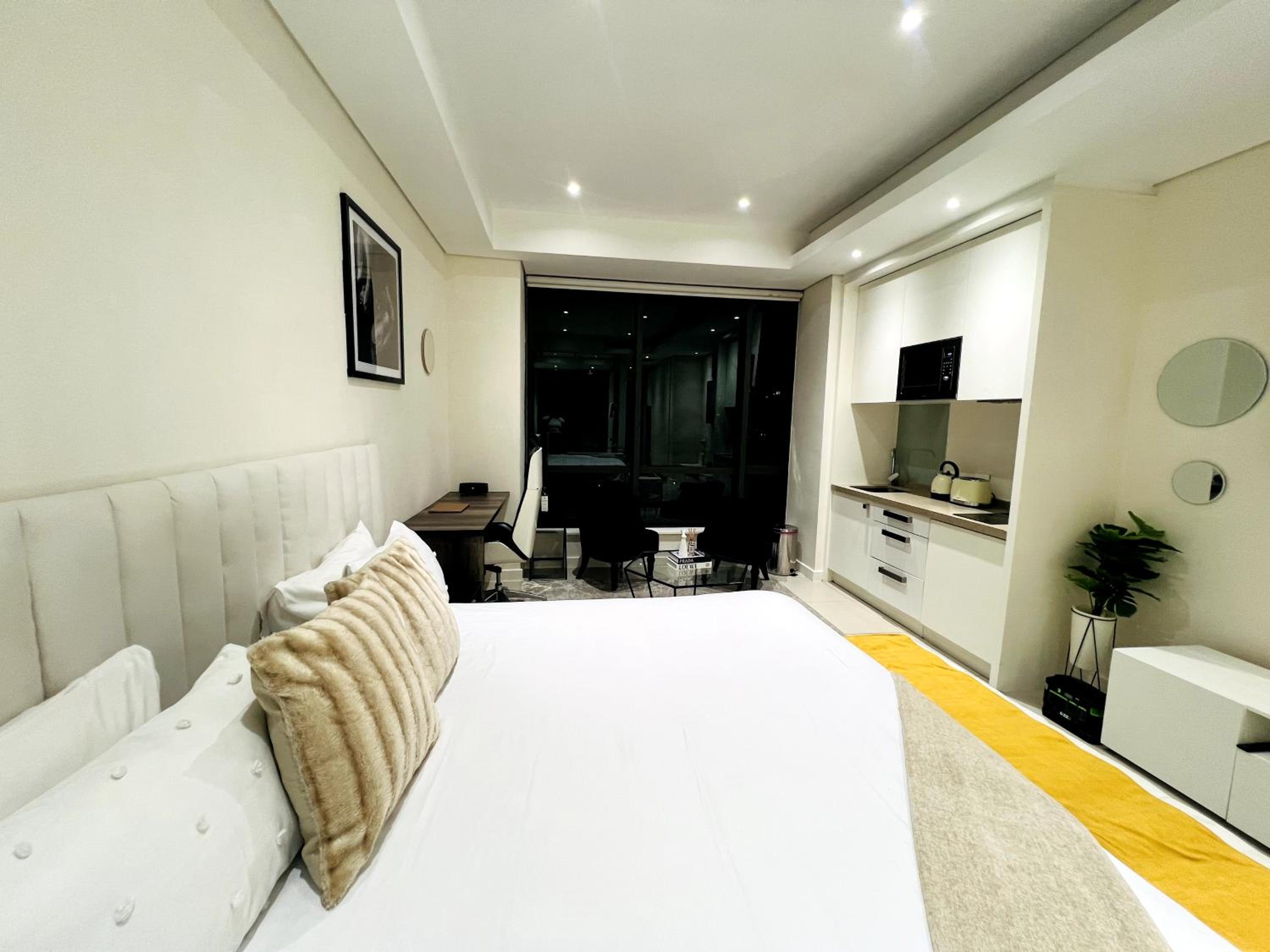 Luxury & Premium Suites Sandton City TWO