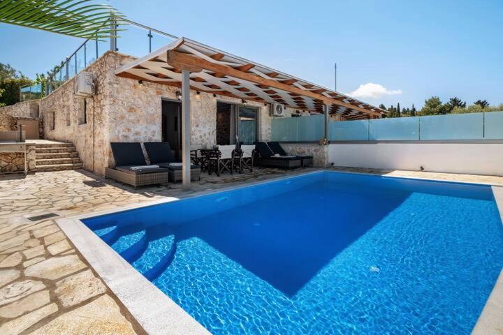 Villas Goudis