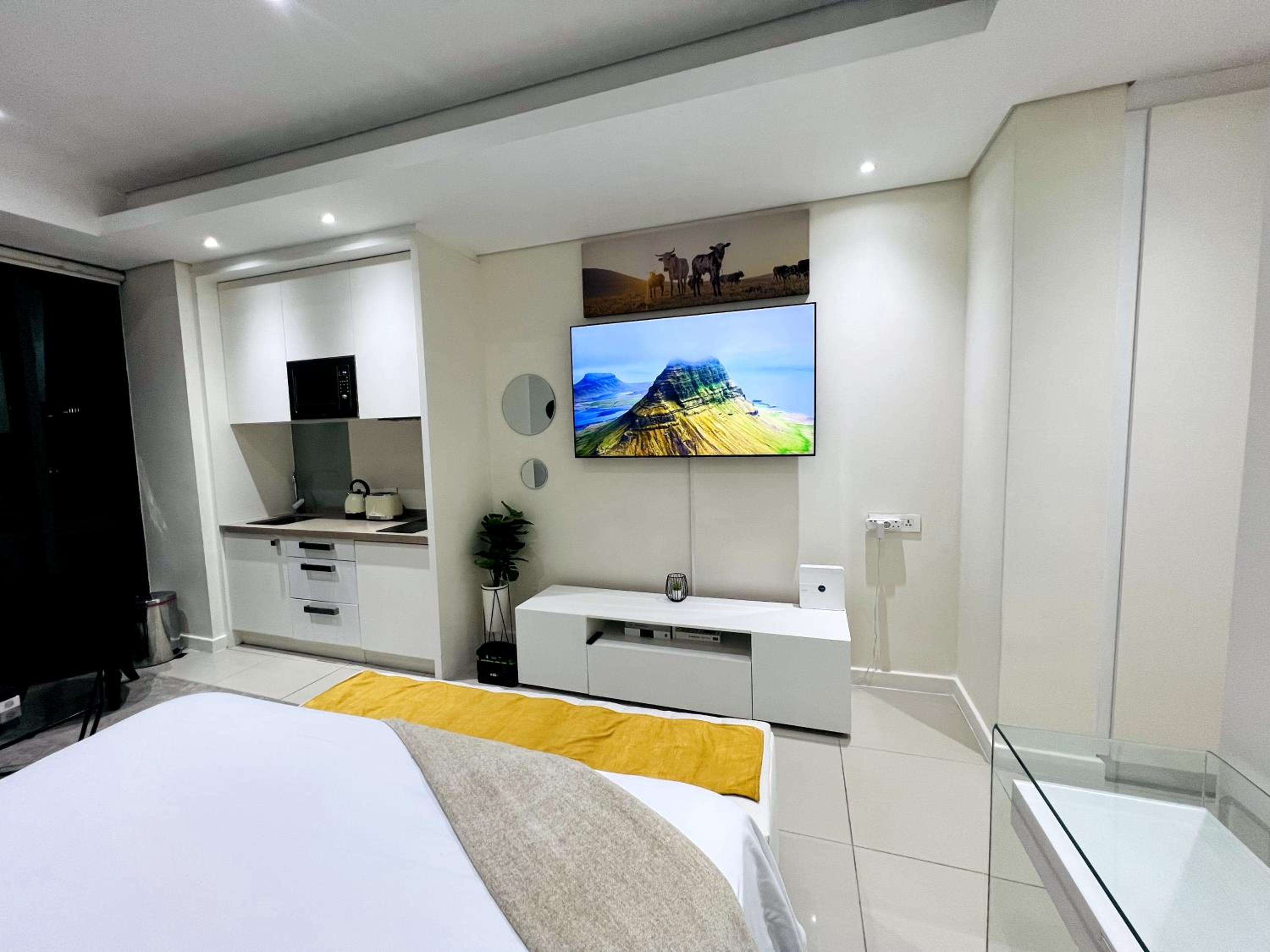 Luxury & Premium Suites Sandton City TWO